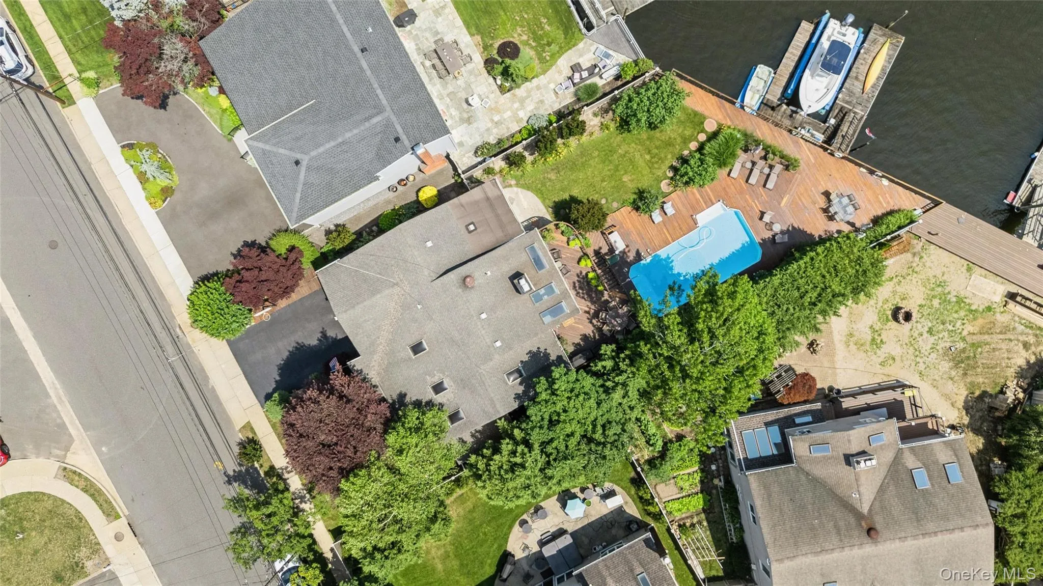 2883 Judith Drive, Hempstead, NY, 5 Bedrooms Bedrooms, 11 Rooms Rooms,3 BathroomsBathrooms,Residential,For Rent,Judith,0,1022858 2883 Judith Drive, Hempstead, NY, 5 Bedrooms Bedrooms, 11 Rooms Rooms,3 BathroomsBathrooms,Residential,For Rent,Judith,0,1022858
