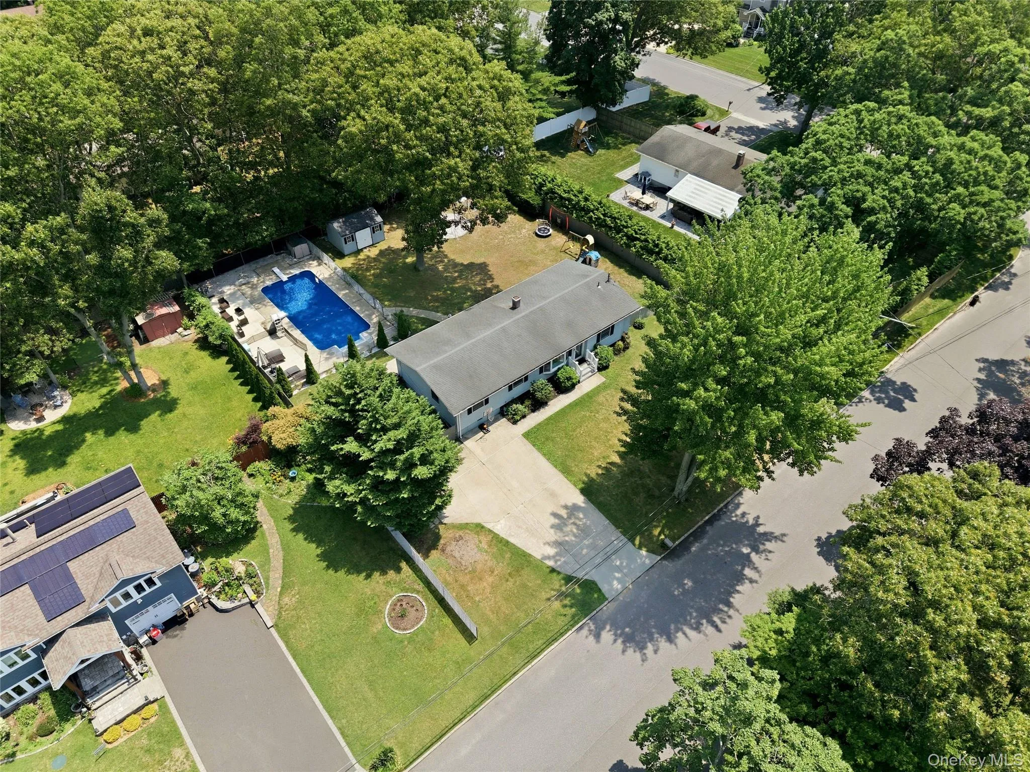 3 Herd Lane, Brookhaven, NY, 4 Bedrooms Bedrooms, 8 Rooms Rooms,2 BathroomsBathrooms,Residential,For Rent,Herd,0,1022868 3 Herd Lane, Brookhaven, NY, 4 Bedrooms Bedrooms, 8 Rooms Rooms,2 BathroomsBathrooms,Residential,For Rent,Herd,0,1022868