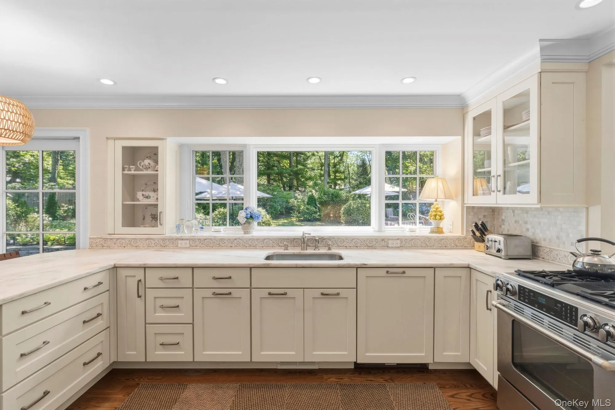 22 Spring Lane, Southampton, NY, 4 Bedrooms Bedrooms, 14 Rooms Rooms,3 BathroomsBathrooms,Residential,For Rent,Spring,0,1022870 22 Spring Lane, Southampton, NY, 4 Bedrooms Bedrooms, 14 Rooms Rooms,3 BathroomsBathrooms,Residential,For Rent,Spring,0,1022870