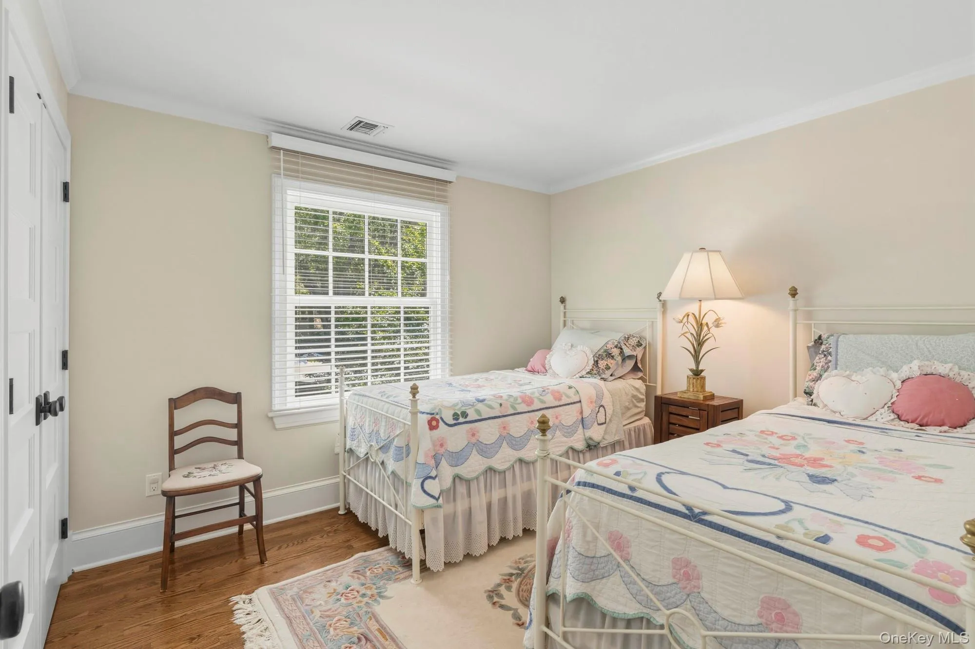 22 Spring Lane, Southampton, NY, 4 Bedrooms Bedrooms, 14 Rooms Rooms,3 BathroomsBathrooms,Residential,For Rent,Spring,0,1022870 22 Spring Lane, Southampton, NY, 4 Bedrooms Bedrooms, 14 Rooms Rooms,3 BathroomsBathrooms,Residential,For Rent,Spring,0,1022870