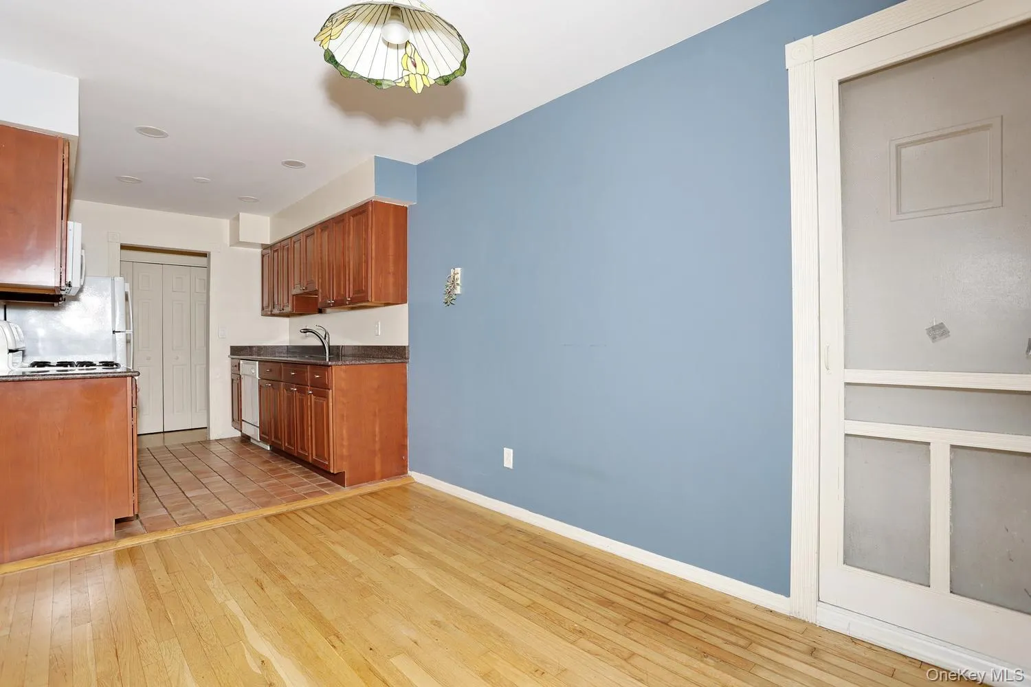 6 Lawrence Park Drive, Orangetown, NY, 1 Bedroom Bedrooms, 3 Rooms Rooms,1 BathroomBathrooms,Residential,For Rent,Lawrence Park,0,1022871 6 Lawrence Park Drive, Orangetown, NY, 1 Bedroom Bedrooms, 3 Rooms Rooms,1 BathroomBathrooms,Residential,For Rent,Lawrence Park,0,1022871