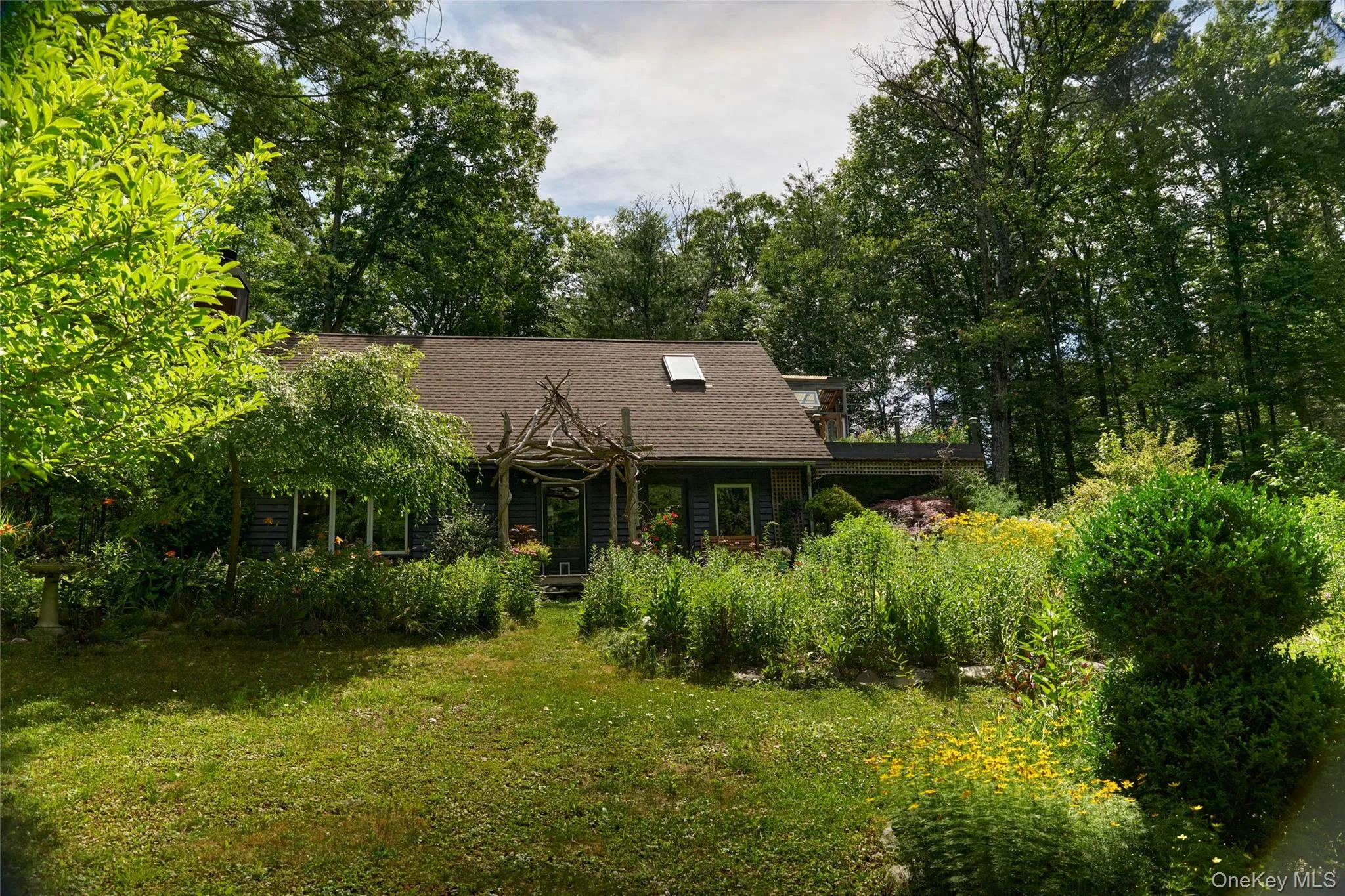 323 Beaverkill Road, Kingston (town), NY, 3 Bedrooms Bedrooms, 8 Rooms Rooms,2 BathroomsBathrooms,Residential,For Rent,Beaverkill,0,1022873 323 Beaverkill Road, Kingston (town), NY, 3 Bedrooms Bedrooms, 8 Rooms Rooms,2 BathroomsBathrooms,Residential,For Rent,Beaverkill,0,1022873