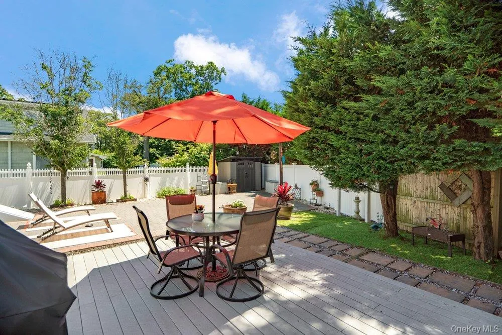 76 Alton Road, Babylon, NY, 3 Bedrooms Bedrooms, 6 Rooms Rooms,1 BathroomBathrooms,Residential,For Rent,Alton,0,1022875 76 Alton Road, Babylon, NY, 3 Bedrooms Bedrooms, 6 Rooms Rooms,1 BathroomBathrooms,Residential,For Rent,Alton,0,1022875