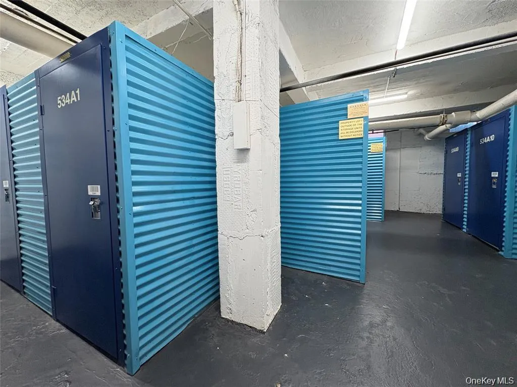 65-70 Booth Street, New York, NY, 2 Bedrooms Bedrooms, 3 Rooms Rooms,1 BathroomBathrooms,Residential,For Rent,Booth,0,1022879 65-70 Booth Street, New York, NY, 2 Bedrooms Bedrooms, 3 Rooms Rooms,1 BathroomBathrooms,Residential,For Rent,Booth,0,1022879