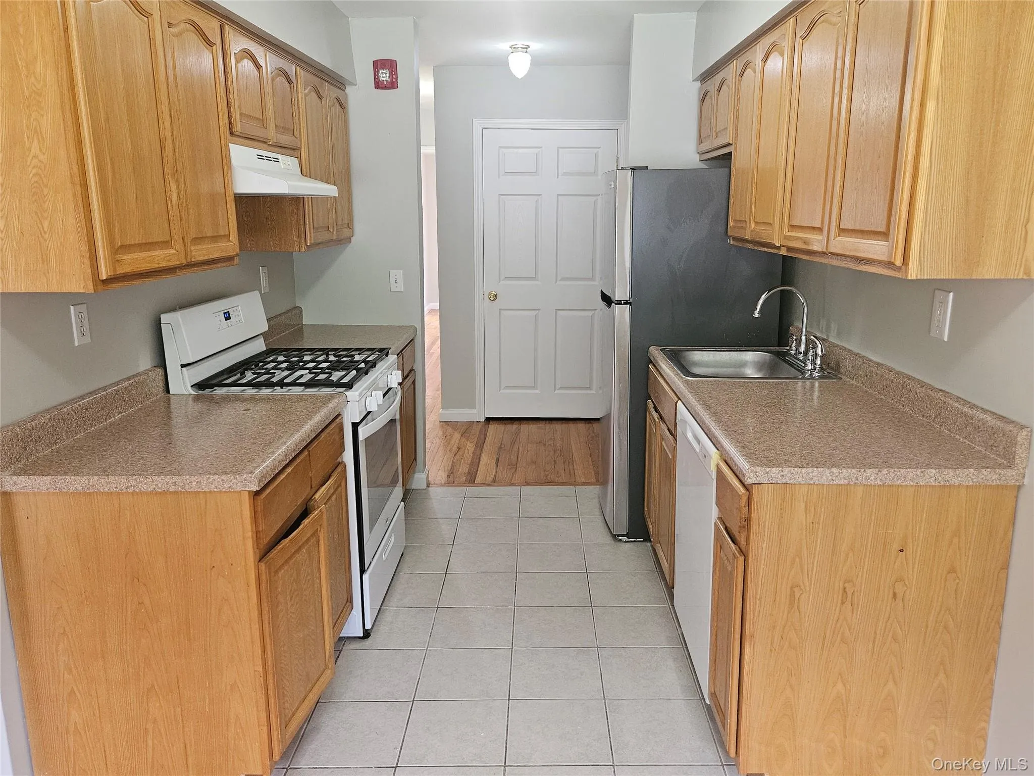 18 Pavilion Ridge Way, Ramapo, NY, 2 Bedrooms Bedrooms, 5 Rooms Rooms,1 BathroomBathrooms,Residential Lease,For Rent,Pavilion Ridge,0,1022880 18 Pavilion Ridge Way, Ramapo, NY, 2 Bedrooms Bedrooms, 5 Rooms Rooms,1 BathroomBathrooms,Residential Lease,For Rent,Pavilion Ridge,0,1022880