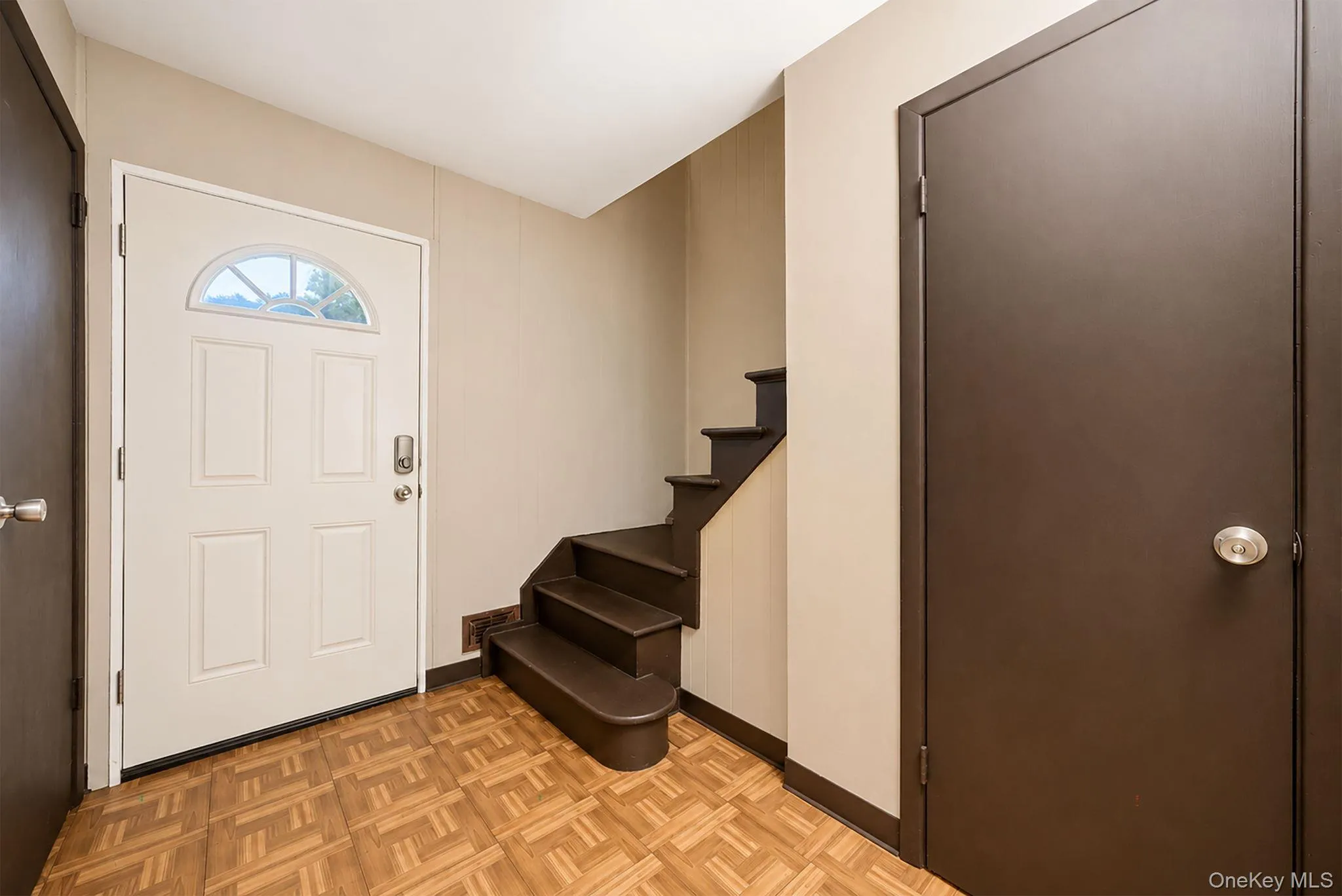 40 Oakdale Street, Islip, NY, 4 Bedrooms Bedrooms, 6 Rooms Rooms,2 BathroomsBathrooms,Residential,For Rent,Oakdale,0,1022881 40 Oakdale Street, Islip, NY, 4 Bedrooms Bedrooms, 6 Rooms Rooms,2 BathroomsBathrooms,Residential,For Rent,Oakdale,0,1022881