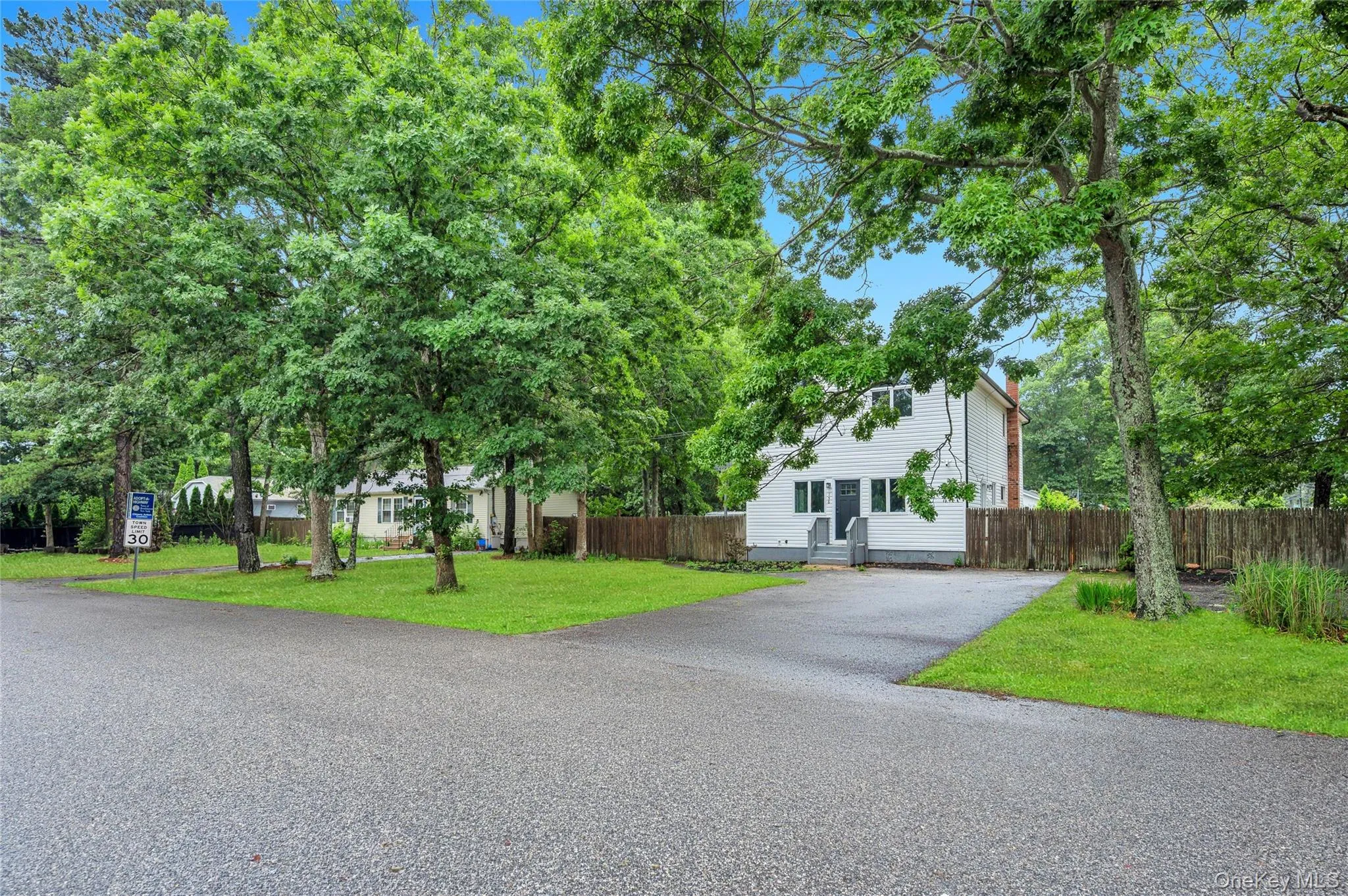 156 Church Drive, Brookhaven, NY, 4 Bedrooms Bedrooms, 7 Rooms Rooms,3 BathroomsBathrooms,Residential,For Rent,Church,0,1022882 156 Church Drive, Brookhaven, NY, 4 Bedrooms Bedrooms, 7 Rooms Rooms,3 BathroomsBathrooms,Residential,For Rent,Church,0,1022882