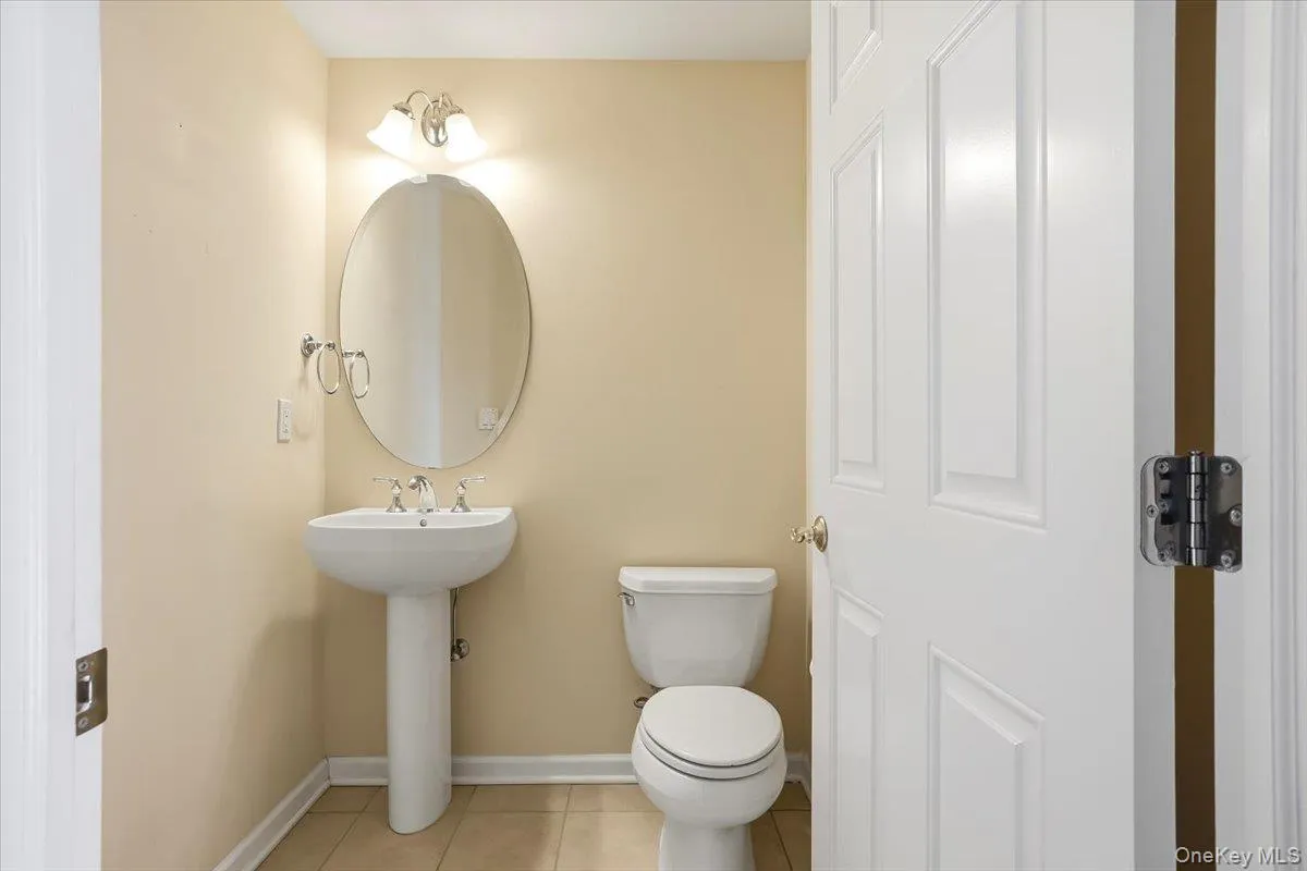 189 Symphony Drive, Brookhaven, NY, 2 Bedrooms Bedrooms, 5 Rooms Rooms,2 BathroomsBathrooms,Residential,For Rent,Symphony,0,1022885 189 Symphony Drive, Brookhaven, NY, 2 Bedrooms Bedrooms, 5 Rooms Rooms,2 BathroomsBathrooms,Residential,For Rent,Symphony,0,1022885