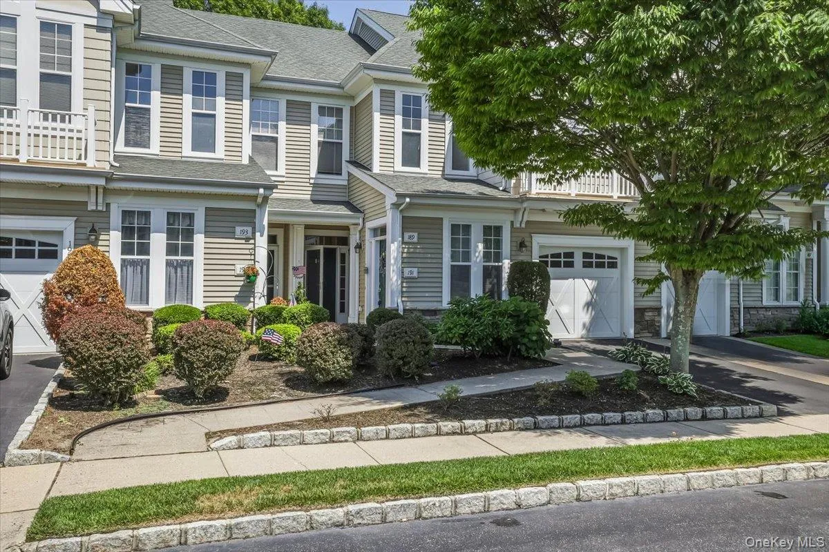 189 Symphony Drive, Brookhaven, NY, 2 Bedrooms Bedrooms, 5 Rooms Rooms,2 BathroomsBathrooms,Residential,For Rent,Symphony,0,1022885 189 Symphony Drive, Brookhaven, NY, 2 Bedrooms Bedrooms, 5 Rooms Rooms,2 BathroomsBathrooms,Residential,For Rent,Symphony,0,1022885