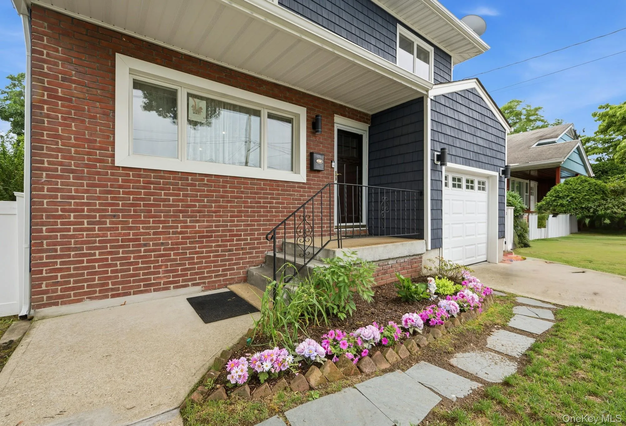 4 Pequot Avenue, North Hempstead, NY, 3 Bedrooms Bedrooms, 10 Rooms Rooms,2 BathroomsBathrooms,Residential,For Rent,Pequot,0,1022886 4 Pequot Avenue, North Hempstead, NY, 3 Bedrooms Bedrooms, 10 Rooms Rooms,2 BathroomsBathrooms,Residential,For Rent,Pequot,0,1022886