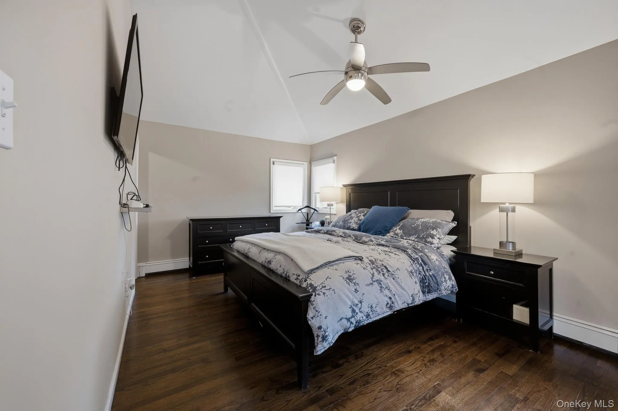 4 Pequot Avenue, North Hempstead, NY, 3 Bedrooms Bedrooms, 10 Rooms Rooms,2 BathroomsBathrooms,Residential,For Rent,Pequot,0,1022886 4 Pequot Avenue, North Hempstead, NY, 3 Bedrooms Bedrooms, 10 Rooms Rooms,2 BathroomsBathrooms,Residential,For Rent,Pequot,0,1022886