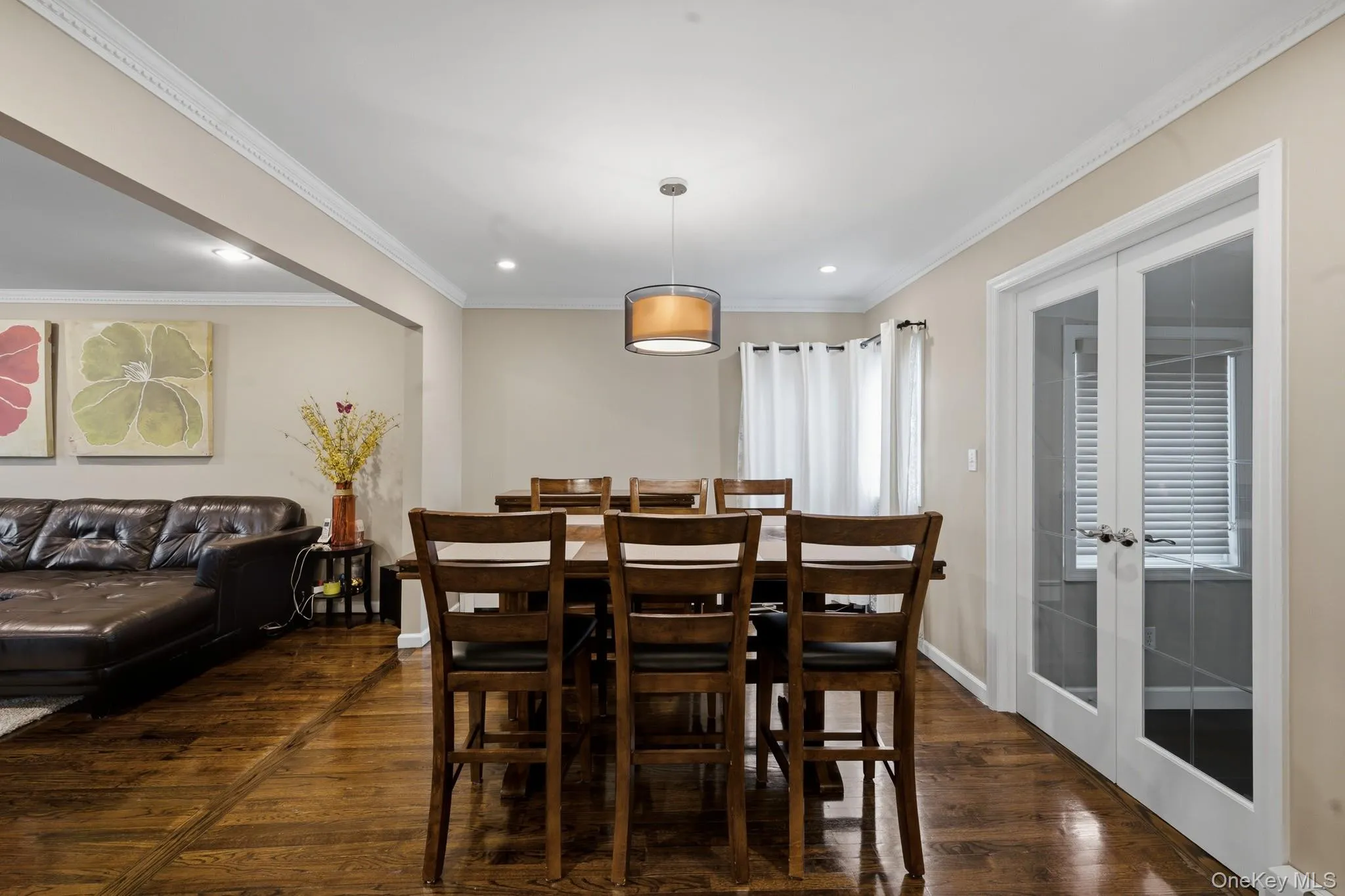 4 Pequot Avenue, North Hempstead, NY, 3 Bedrooms Bedrooms, 10 Rooms Rooms,2 BathroomsBathrooms,Residential,For Rent,Pequot,0,1022886 4 Pequot Avenue, North Hempstead, NY, 3 Bedrooms Bedrooms, 10 Rooms Rooms,2 BathroomsBathrooms,Residential,For Rent,Pequot,0,1022886