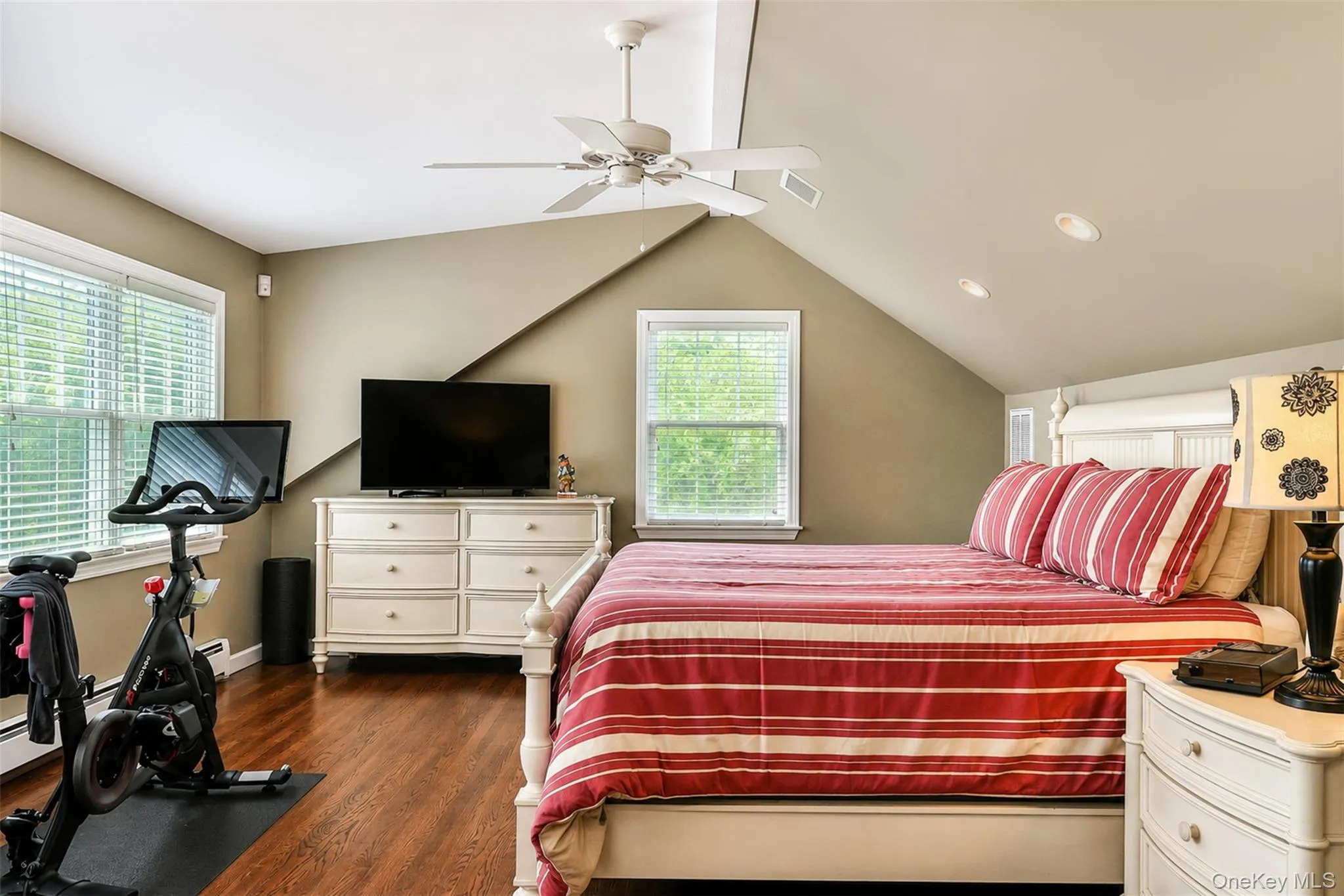7 Country Club Road, Brookhaven, NY, 3 Bedrooms Bedrooms, 7 Rooms Rooms,2 BathroomsBathrooms,Residential,For Rent,Country Club,0,1022888 7 Country Club Road, Brookhaven, NY, 3 Bedrooms Bedrooms, 7 Rooms Rooms,2 BathroomsBathrooms,Residential,For Rent,Country Club,0,1022888