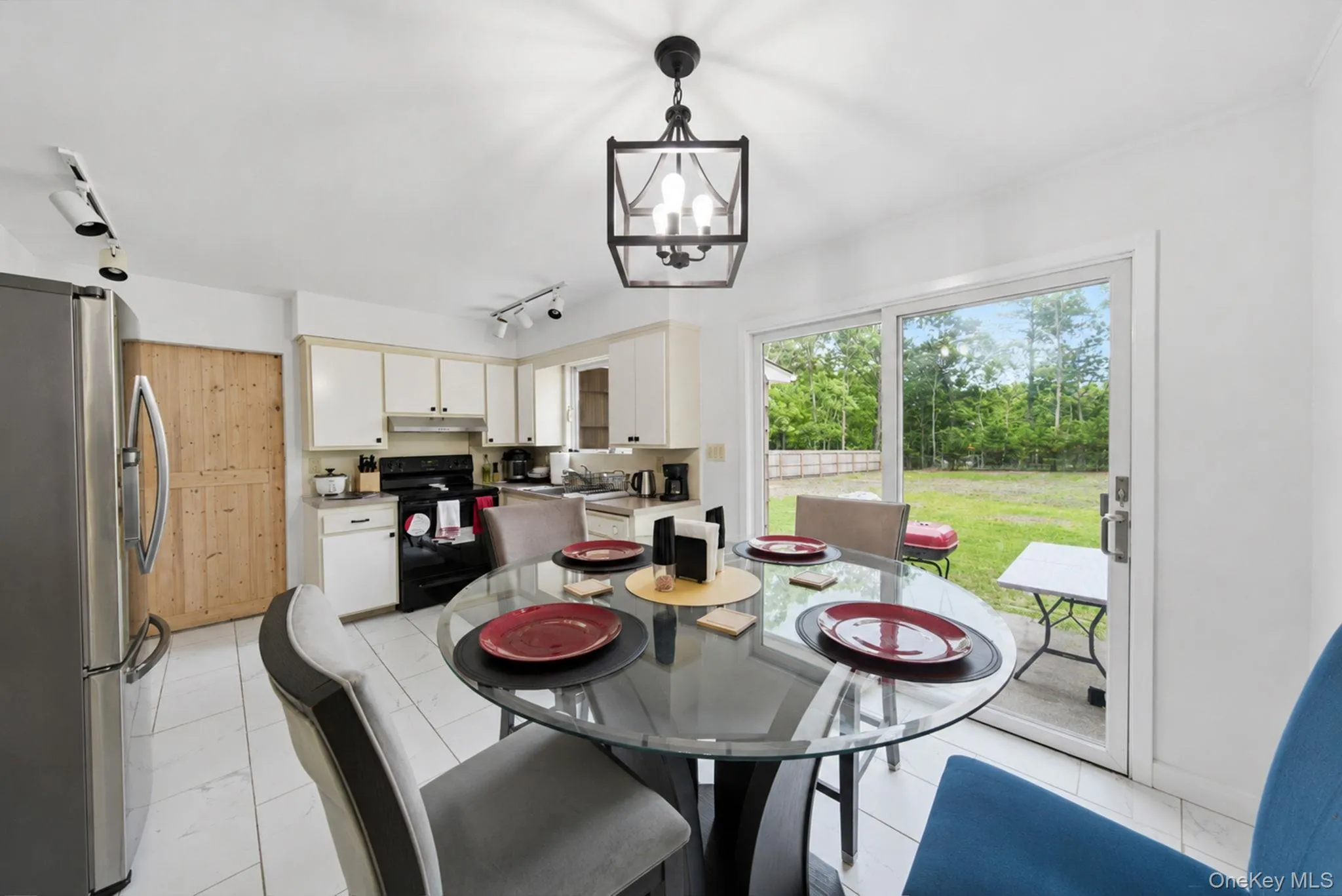 6 Rolling Woods Lane, Southampton, NY, 3 Bedrooms Bedrooms, 7 Rooms Rooms,2 BathroomsBathrooms,Residential,For Rent,Rolling Woods,0,1022898 6 Rolling Woods Lane, Southampton, NY, 3 Bedrooms Bedrooms, 7 Rooms Rooms,2 BathroomsBathrooms,Residential,For Rent,Rolling Woods,0,1022898