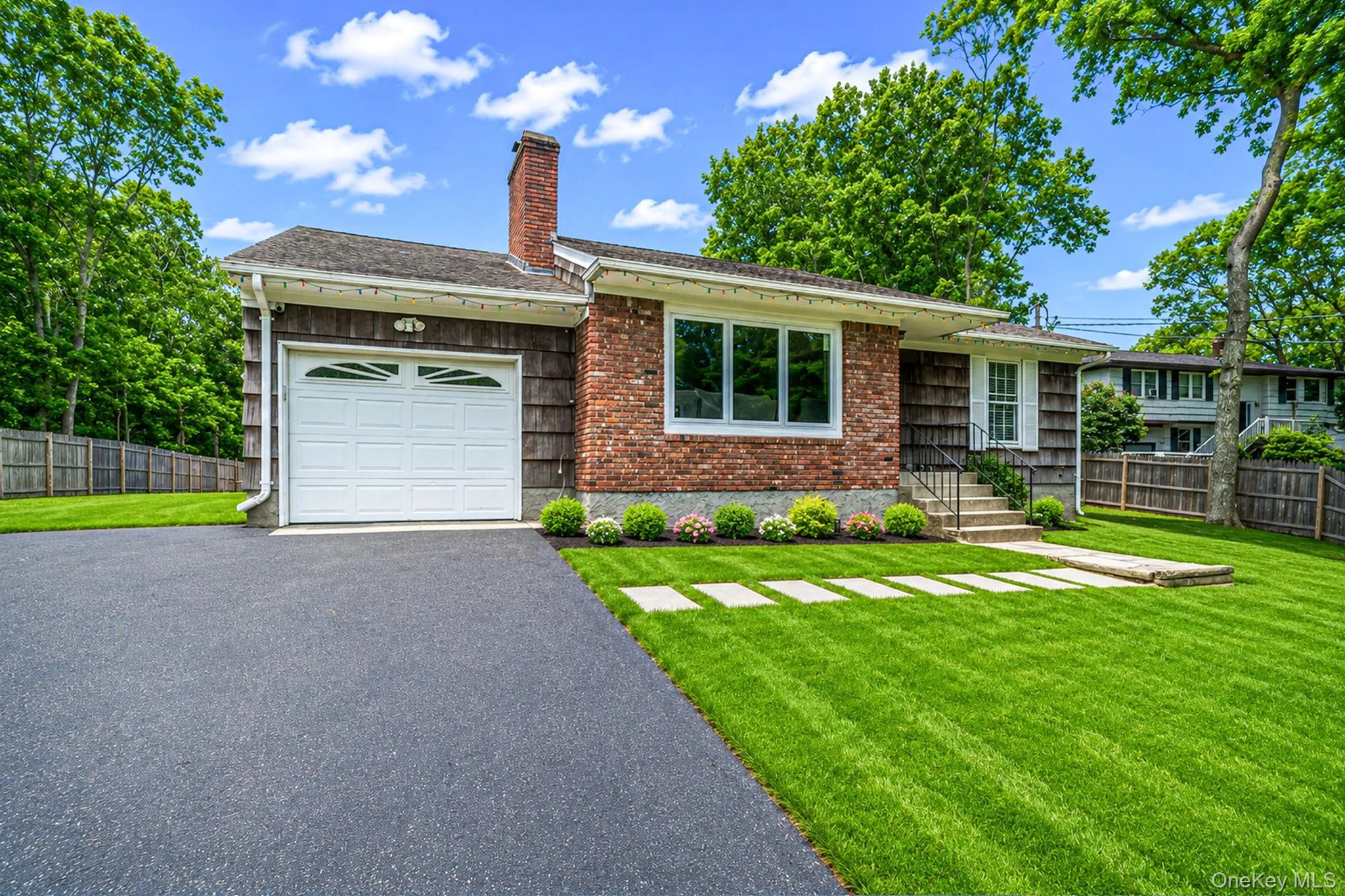 6 Rolling Woods Lane, Southampton, NY, 3 Bedrooms Bedrooms, 7 Rooms Rooms,2 BathroomsBathrooms,Residential,For Rent,Rolling Woods,0,1022898 6 Rolling Woods Lane, Southampton, NY, 3 Bedrooms Bedrooms, 7 Rooms Rooms,2 BathroomsBathrooms,Residential,For Rent,Rolling Woods,0,1022898
