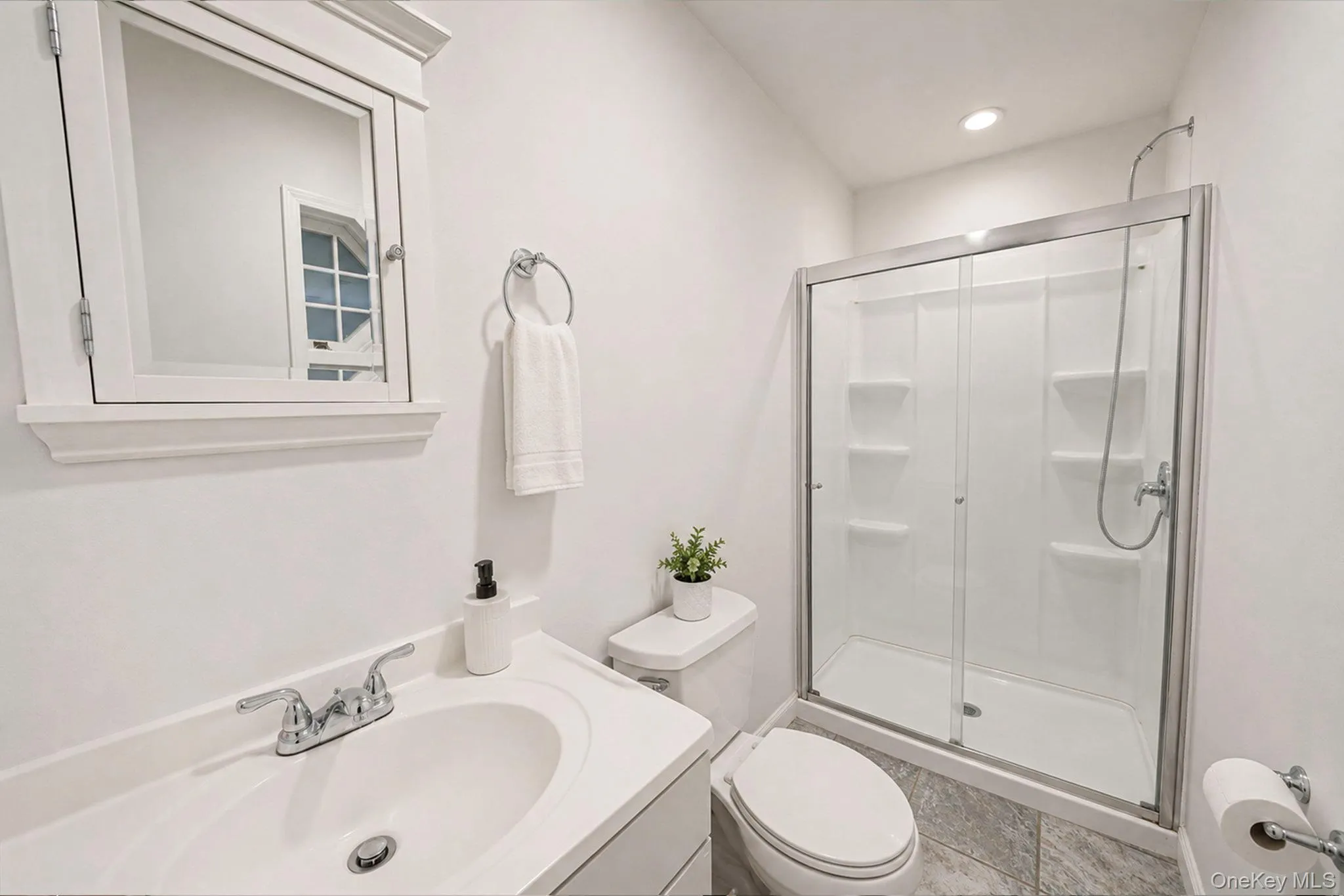 6 Rolling Woods Lane, Southampton, NY, 3 Bedrooms Bedrooms, 7 Rooms Rooms,2 BathroomsBathrooms,Residential,For Rent,Rolling Woods,0,1022898 6 Rolling Woods Lane, Southampton, NY, 3 Bedrooms Bedrooms, 7 Rooms Rooms,2 BathroomsBathrooms,Residential,For Rent,Rolling Woods,0,1022898