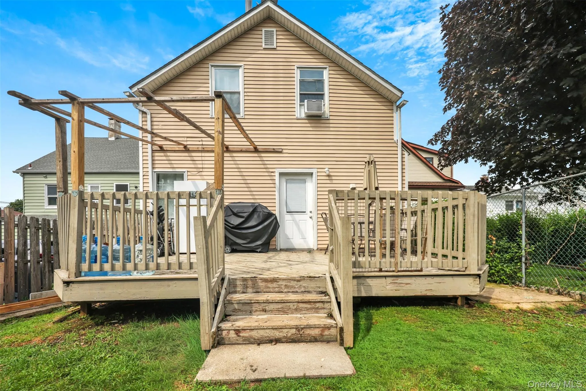 22 Conklin Avenue, Haverstraw, NY, 6 Bedrooms Bedrooms, 10 Rooms Rooms,4 BathroomsBathrooms,Residential,For Rent,Conklin,0,1022901 22 Conklin Avenue, Haverstraw, NY, 6 Bedrooms Bedrooms, 10 Rooms Rooms,4 BathroomsBathrooms,Residential,For Rent,Conklin,0,1022901