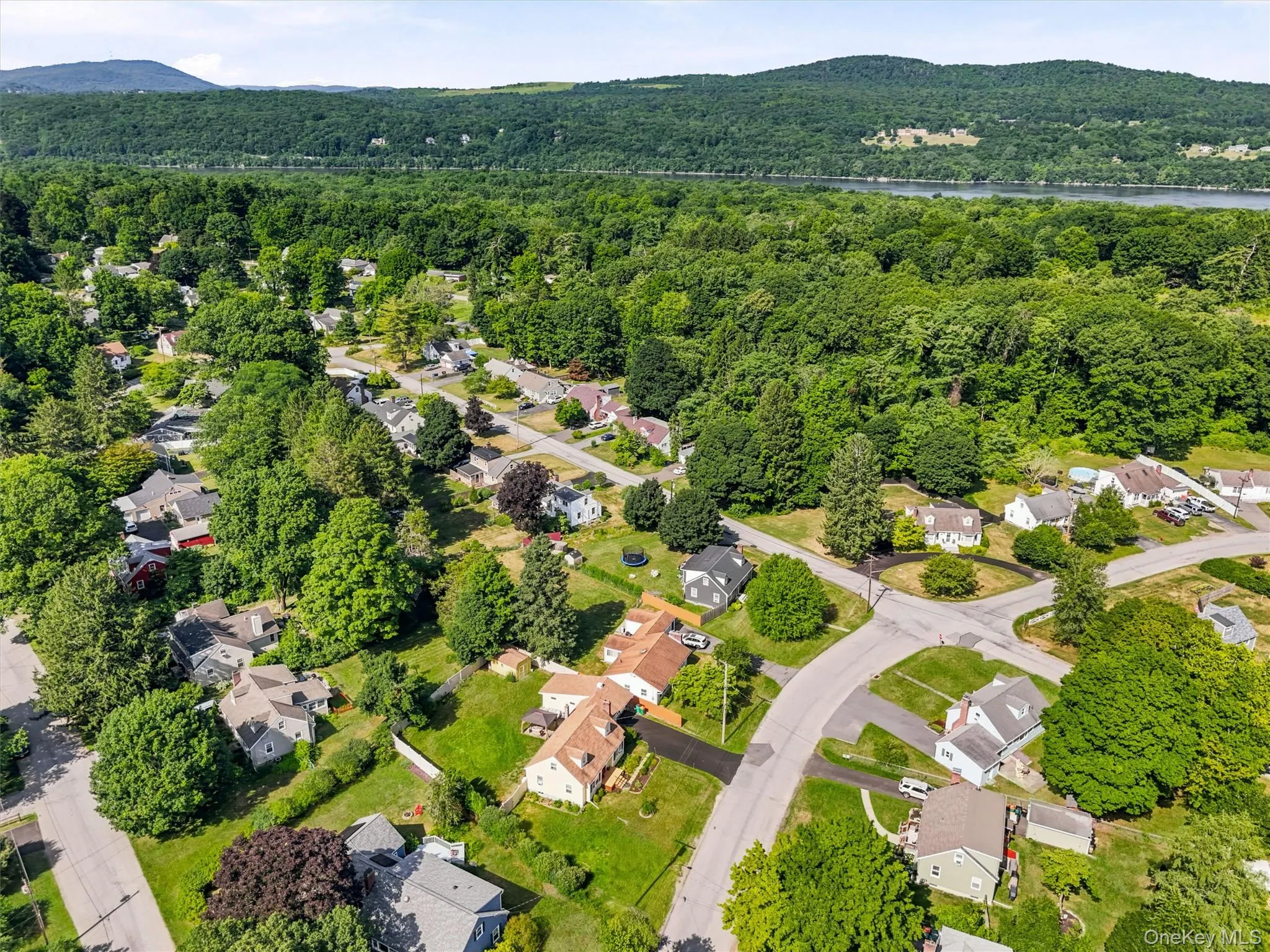 13 Calmer Place, Hyde Park, NY, 4 Bedrooms Bedrooms, 8 Rooms Rooms,1 BathroomBathrooms,Residential,For Rent,Calmer,0,1022909 13 Calmer Place, Hyde Park, NY, 4 Bedrooms Bedrooms, 8 Rooms Rooms,1 BathroomBathrooms,Residential,For Rent,Calmer,0,1022909