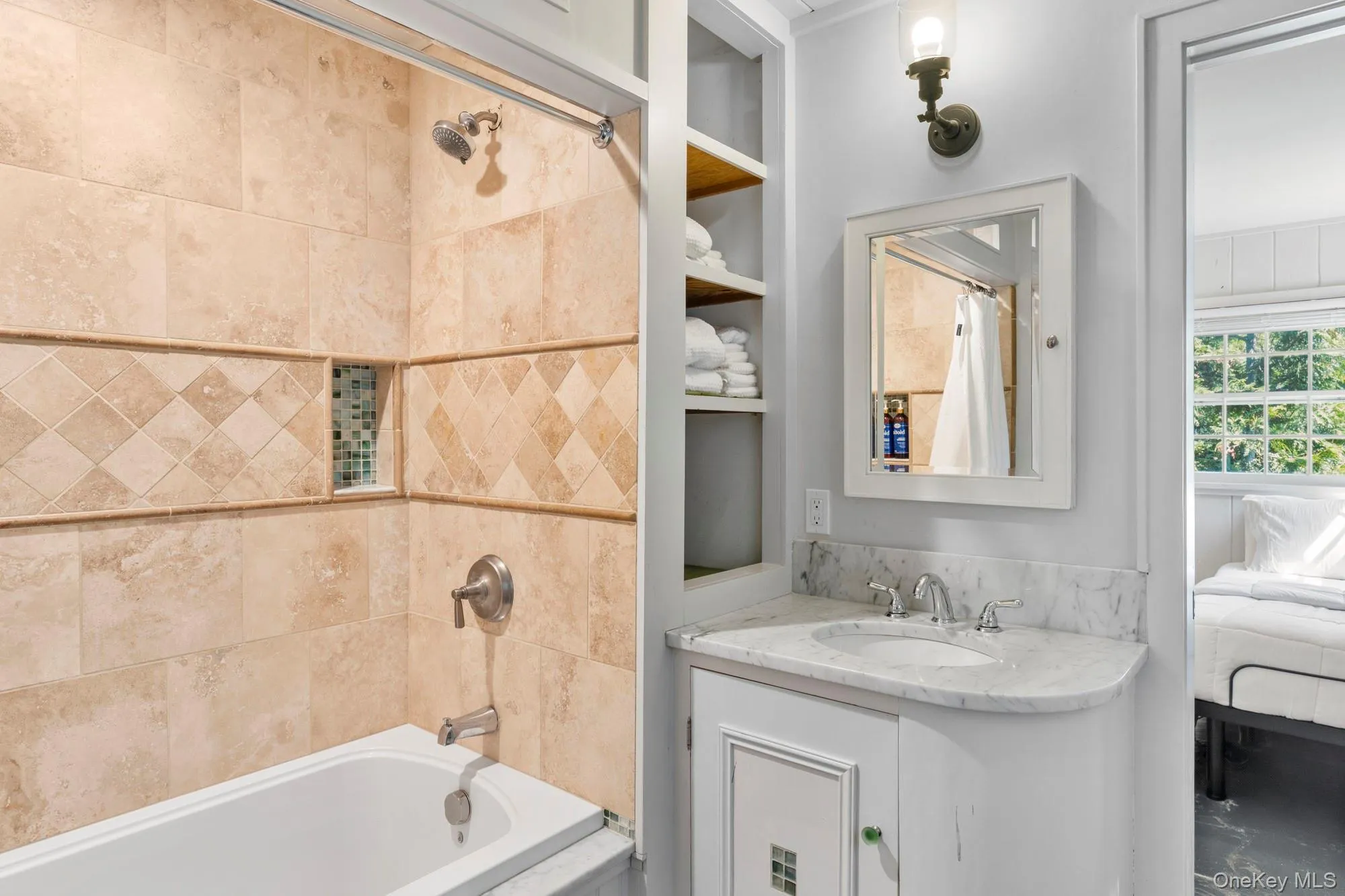 21 Breeze Hill Road, East Hampton, NY, 3 Bedrooms Bedrooms, 6 Rooms Rooms,1 BathroomBathrooms,Residential,For Rent,Breeze Hill,0,1022911 21 Breeze Hill Road, East Hampton, NY, 3 Bedrooms Bedrooms, 6 Rooms Rooms,1 BathroomBathrooms,Residential,For Rent,Breeze Hill,0,1022911