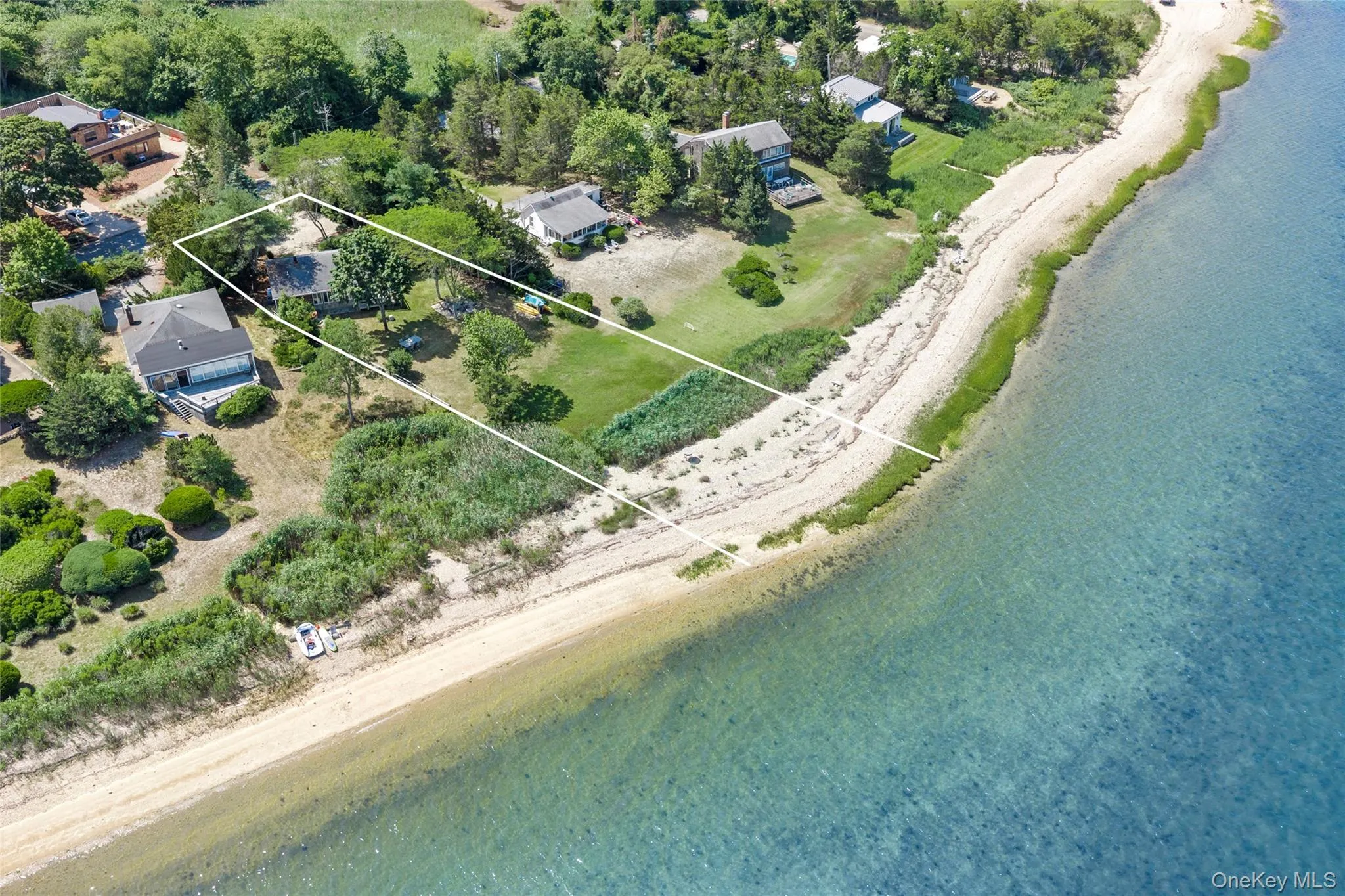 21 Breeze Hill Road, East Hampton, NY, 3 Bedrooms Bedrooms, 6 Rooms Rooms,1 BathroomBathrooms,Residential,For Rent,Breeze Hill,0,1022911 21 Breeze Hill Road, East Hampton, NY, 3 Bedrooms Bedrooms, 6 Rooms Rooms,1 BathroomBathrooms,Residential,For Rent,Breeze Hill,0,1022911