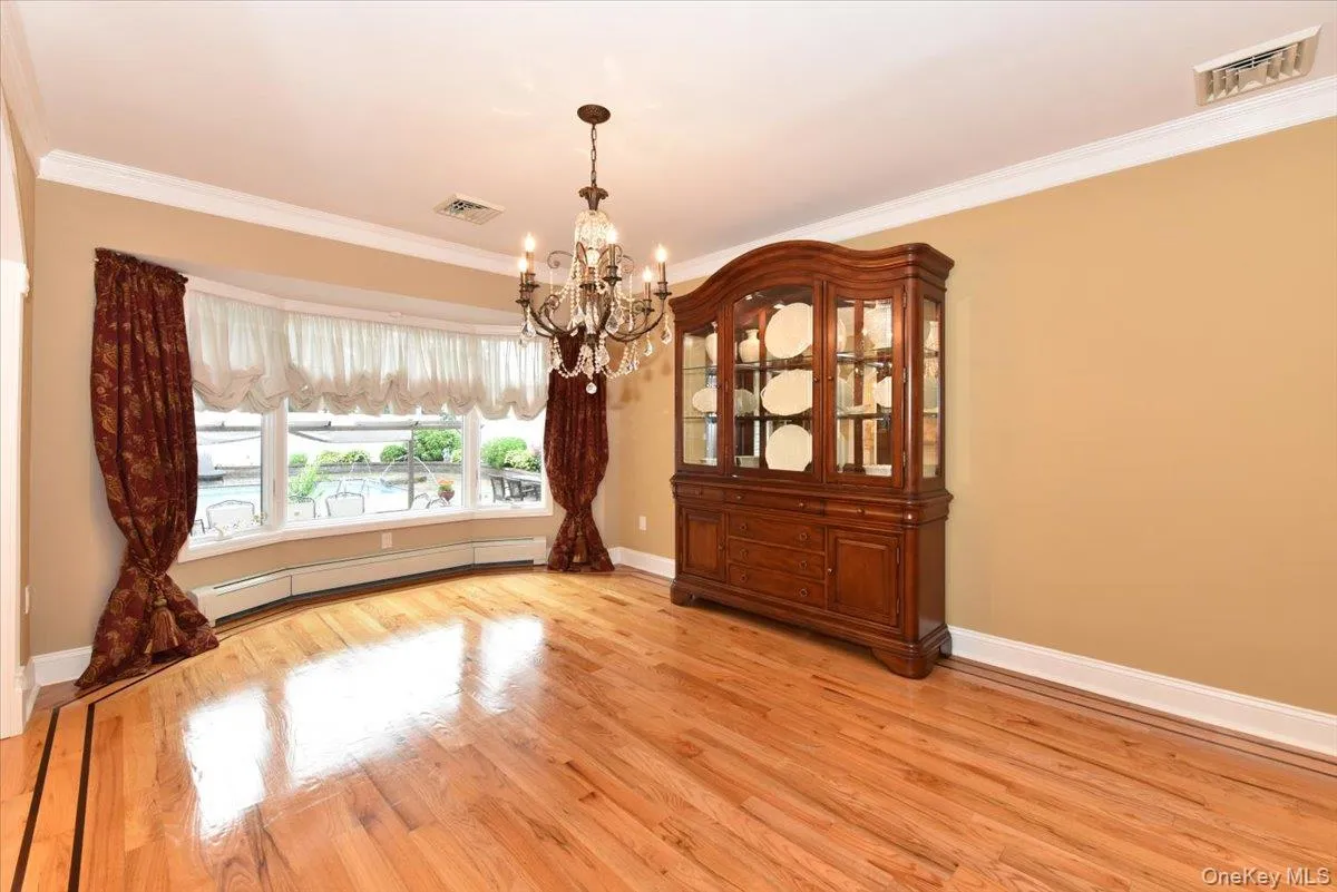 32 Lark Drive, Oyster Bay, NY, 3 Bedrooms Bedrooms, 7 Rooms Rooms,2 BathroomsBathrooms,Residential,For Rent,Lark,0,1022916 32 Lark Drive, Oyster Bay, NY, 3 Bedrooms Bedrooms, 7 Rooms Rooms,2 BathroomsBathrooms,Residential,For Rent,Lark,0,1022916