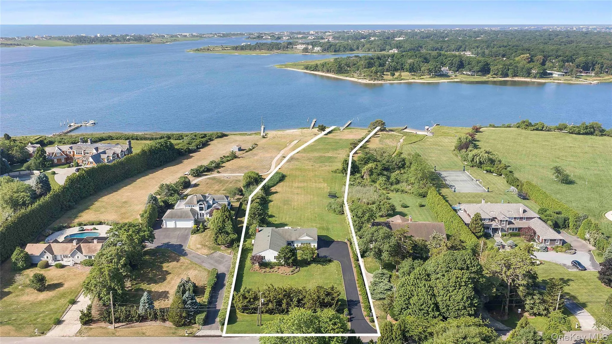 50 Sunset Avenue, Southampton, NY, 4 Bedrooms Bedrooms, 12 Rooms Rooms,4 BathroomsBathrooms,Residential,For Rent,Sunset,0,1022922 50 Sunset Avenue, Southampton, NY, 4 Bedrooms Bedrooms, 12 Rooms Rooms,4 BathroomsBathrooms,Residential,For Rent,Sunset,0,1022922
