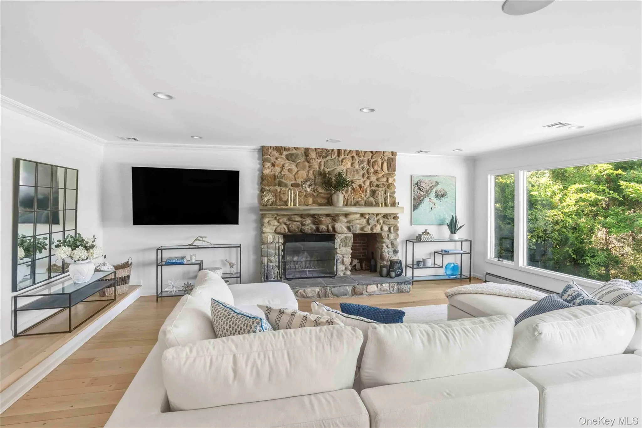 50 Sunset Avenue, Southampton, NY, 4 Bedrooms Bedrooms, 12 Rooms Rooms,4 BathroomsBathrooms,Residential,For Rent,Sunset,0,1022922 50 Sunset Avenue, Southampton, NY, 4 Bedrooms Bedrooms, 12 Rooms Rooms,4 BathroomsBathrooms,Residential,For Rent,Sunset,0,1022922