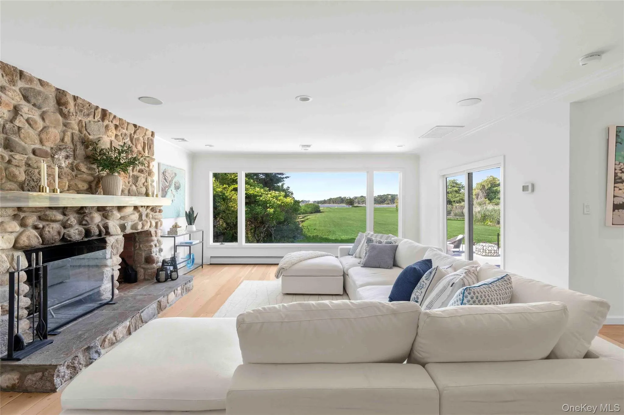 50 Sunset Avenue, Southampton, NY, 4 Bedrooms Bedrooms, 12 Rooms Rooms,4 BathroomsBathrooms,Residential,For Rent,Sunset,0,1022922 50 Sunset Avenue, Southampton, NY, 4 Bedrooms Bedrooms, 12 Rooms Rooms,4 BathroomsBathrooms,Residential,For Rent,Sunset,0,1022922