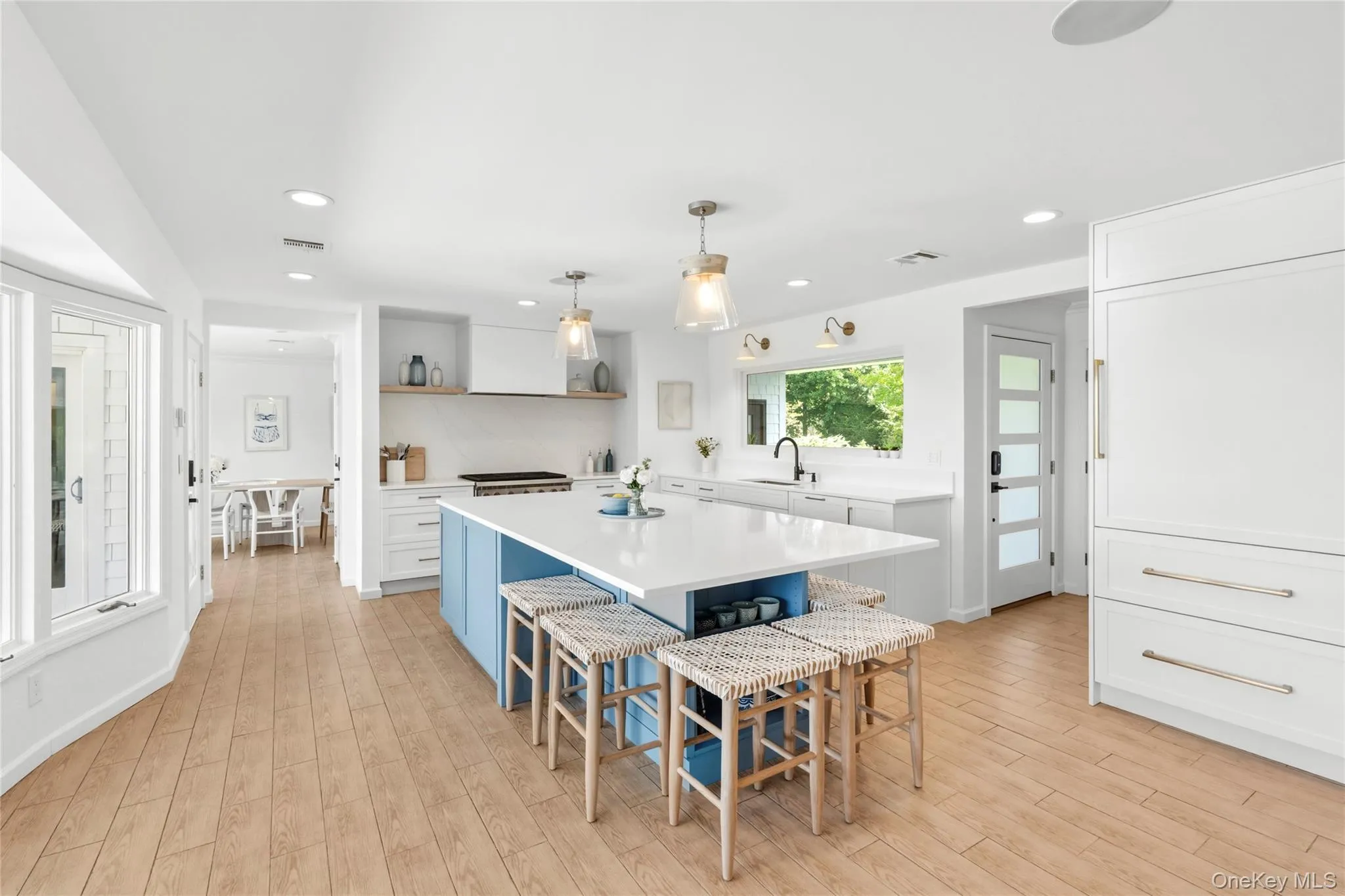 50 Sunset Avenue, Southampton, NY, 4 Bedrooms Bedrooms, 12 Rooms Rooms,4 BathroomsBathrooms,Residential,For Rent,Sunset,0,1022922 50 Sunset Avenue, Southampton, NY, 4 Bedrooms Bedrooms, 12 Rooms Rooms,4 BathroomsBathrooms,Residential,For Rent,Sunset,0,1022922