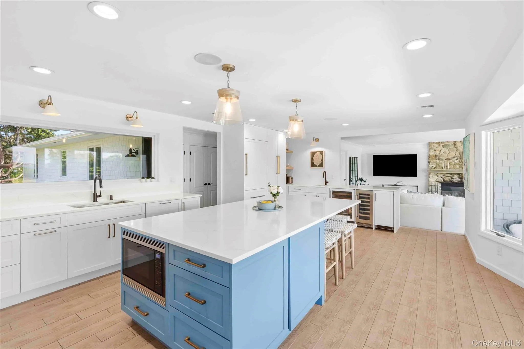 50 Sunset Avenue, Southampton, NY, 4 Bedrooms Bedrooms, 12 Rooms Rooms,4 BathroomsBathrooms,Residential,For Rent,Sunset,0,1022922 50 Sunset Avenue, Southampton, NY, 4 Bedrooms Bedrooms, 12 Rooms Rooms,4 BathroomsBathrooms,Residential,For Rent,Sunset,0,1022922