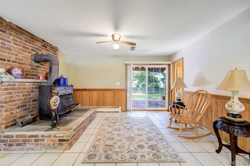 26 Heaney Drive, Beacon, NY, 4 Bedrooms Bedrooms, 9 Rooms Rooms,2 BathroomsBathrooms,Residential,For Rent,Heaney,0,1022924 26 Heaney Drive, Beacon, NY, 4 Bedrooms Bedrooms, 9 Rooms Rooms,2 BathroomsBathrooms,Residential,For Rent,Heaney,0,1022924