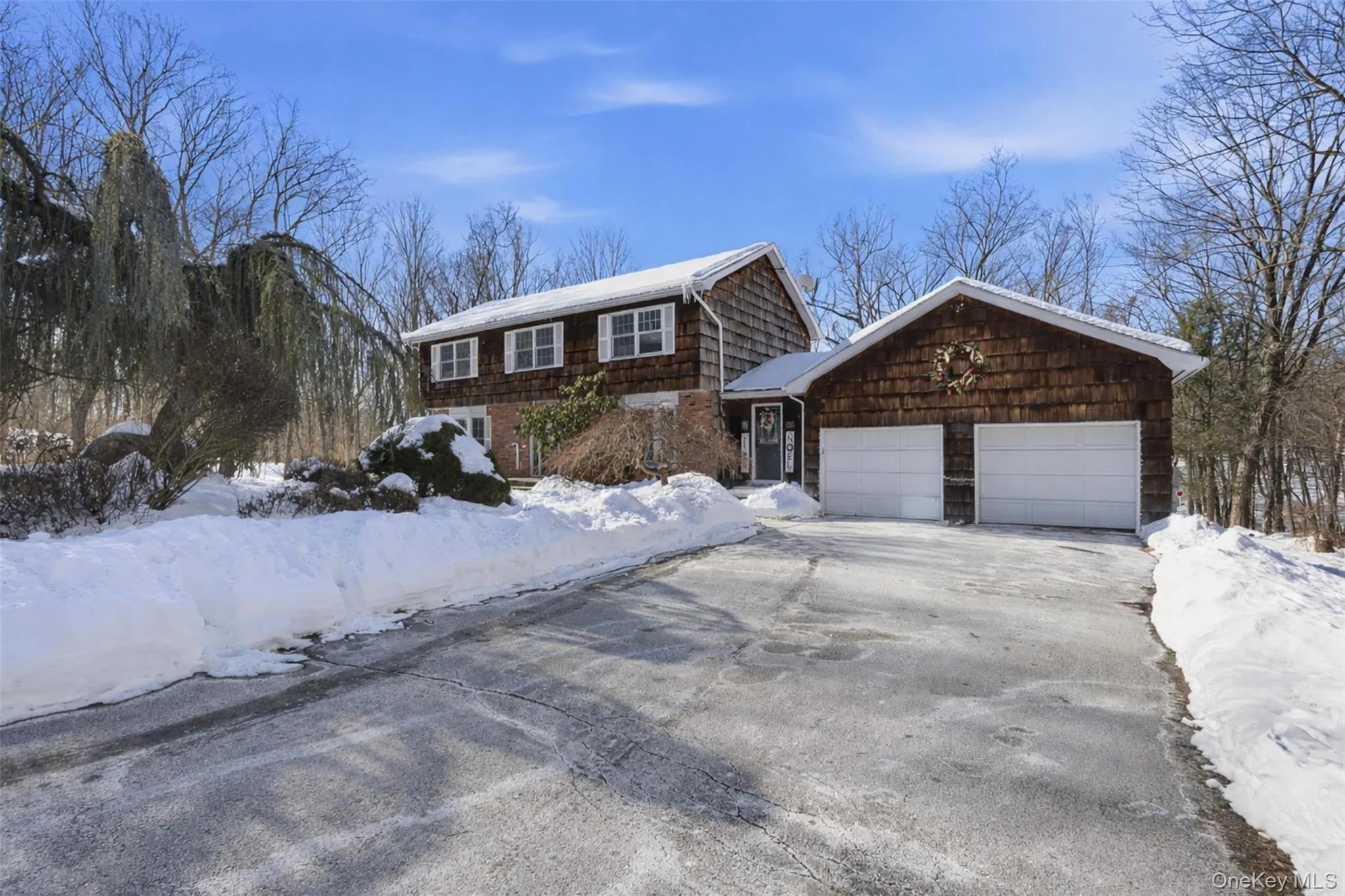 17 Birch Hill, Putnam Valley, NY, 4 Bedrooms Bedrooms, 10 Rooms Rooms,2 BathroomsBathrooms,Residential,For Rent,Birch Hill,0,1022925 17 Birch Hill, Putnam Valley, NY, 4 Bedrooms Bedrooms, 10 Rooms Rooms,2 BathroomsBathrooms,Residential,For Rent,Birch Hill,0,1022925