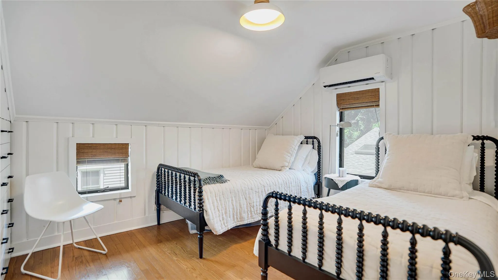 221 Division Street, Southampton, NY, 3 Bedrooms Bedrooms, 7 Rooms Rooms,2 BathroomsBathrooms,Residential,For Rent,Division,0,1022927 221 Division Street, Southampton, NY, 3 Bedrooms Bedrooms, 7 Rooms Rooms,2 BathroomsBathrooms,Residential,For Rent,Division,0,1022927