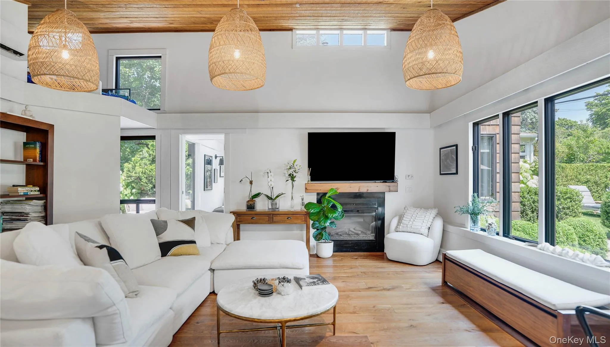 221 Division Street, Southampton, NY, 3 Bedrooms Bedrooms, 7 Rooms Rooms,2 BathroomsBathrooms,Residential,For Rent,Division,0,1022927 221 Division Street, Southampton, NY, 3 Bedrooms Bedrooms, 7 Rooms Rooms,2 BathroomsBathrooms,Residential,For Rent,Division,0,1022927