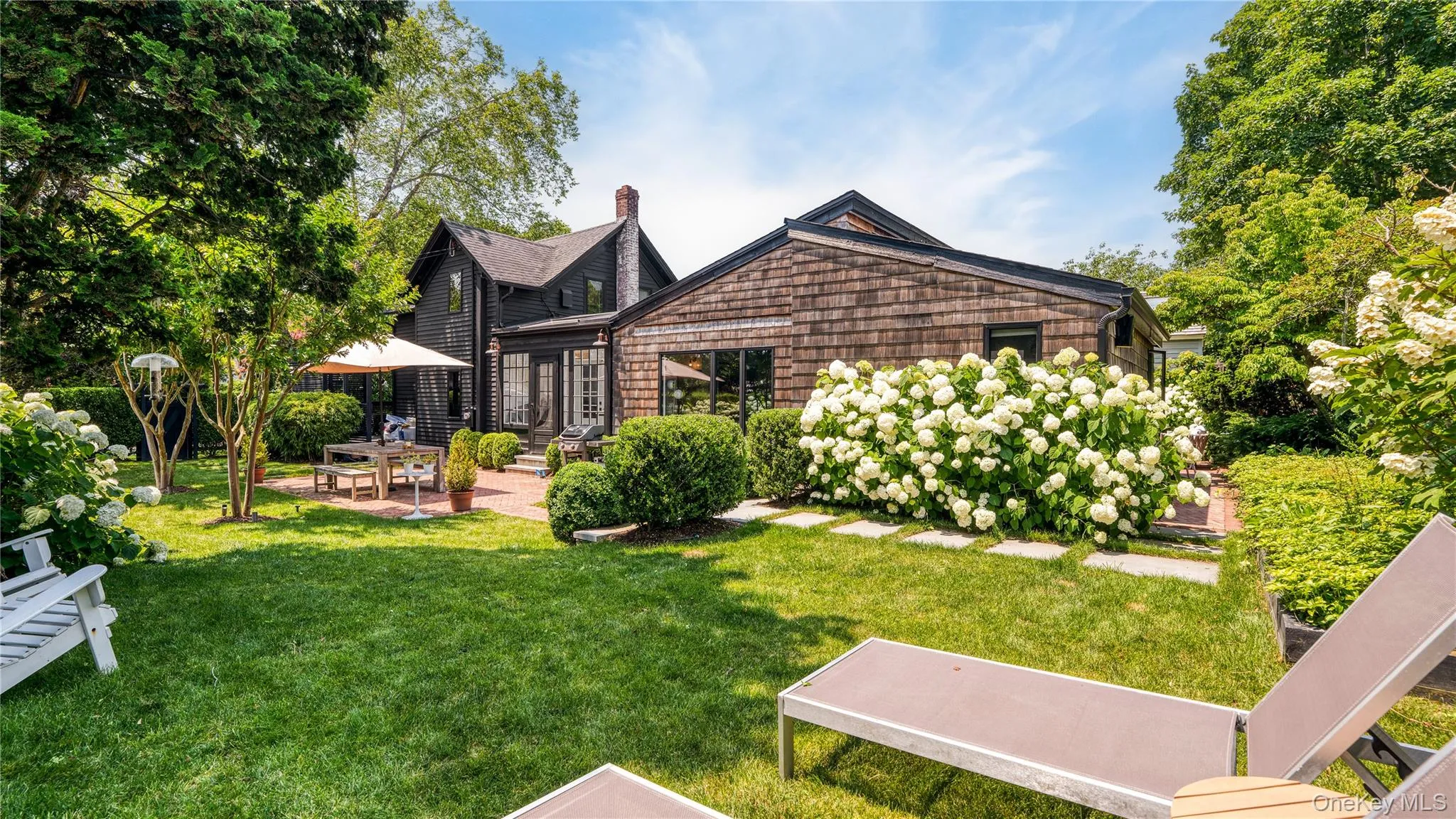 221 Division Street, Southampton, NY, 3 Bedrooms Bedrooms, 7 Rooms Rooms,2 BathroomsBathrooms,Residential,For Rent,Division,0,1022927 221 Division Street, Southampton, NY, 3 Bedrooms Bedrooms, 7 Rooms Rooms,2 BathroomsBathrooms,Residential,For Rent,Division,0,1022927