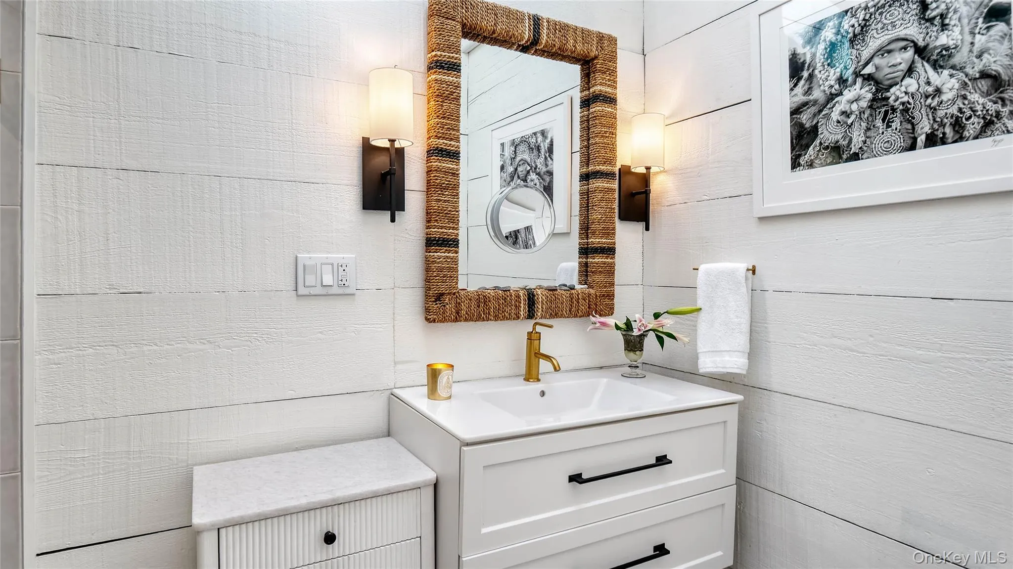 221 Division Street, Southampton, NY, 3 Bedrooms Bedrooms, 7 Rooms Rooms,2 BathroomsBathrooms,Residential,For Rent,Division,0,1022927 221 Division Street, Southampton, NY, 3 Bedrooms Bedrooms, 7 Rooms Rooms,2 BathroomsBathrooms,Residential,For Rent,Division,0,1022927