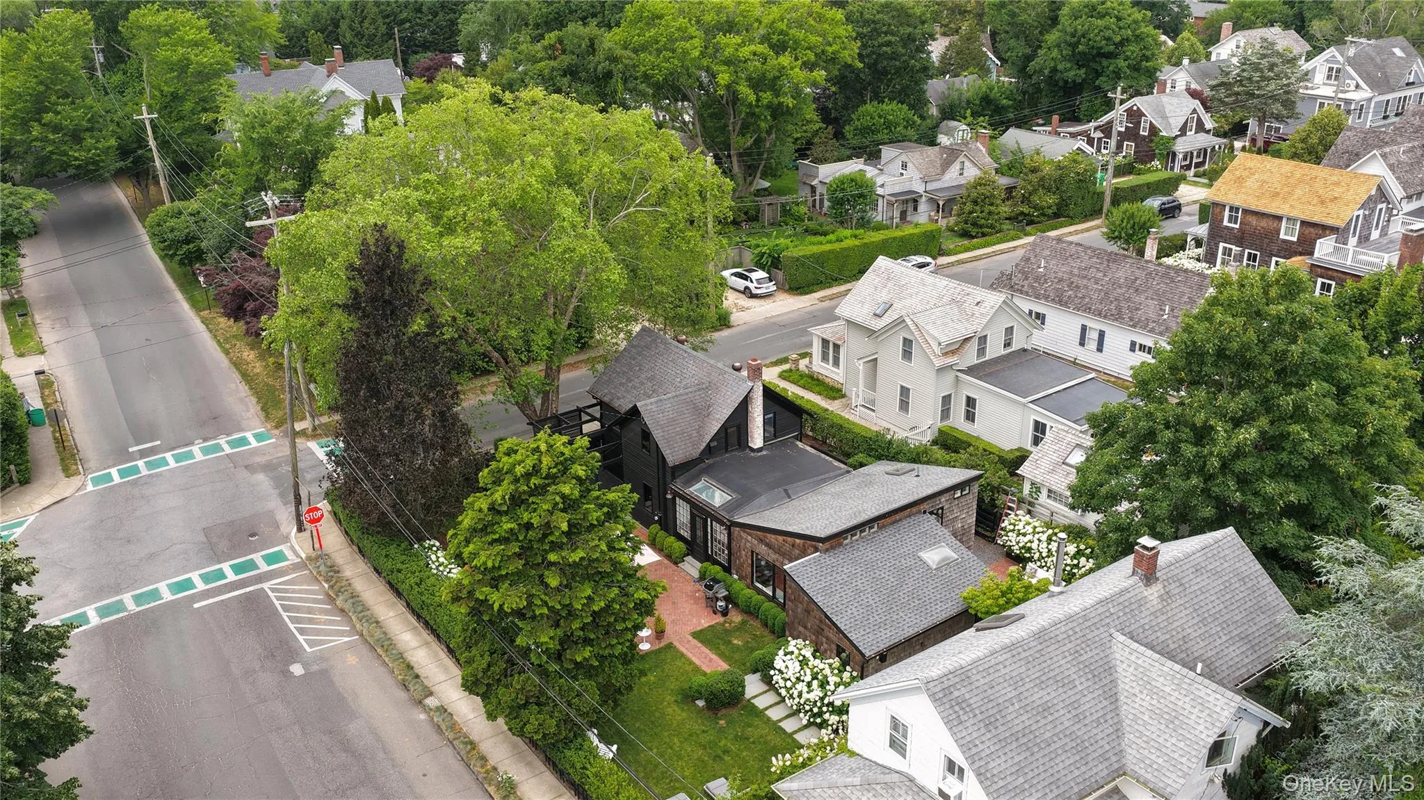 221 Division Street, Southampton, NY, 3 Bedrooms Bedrooms, 7 Rooms Rooms,2 BathroomsBathrooms,Residential,For Rent,Division,0,1022927 221 Division Street, Southampton, NY, 3 Bedrooms Bedrooms, 7 Rooms Rooms,2 BathroomsBathrooms,Residential,For Rent,Division,0,1022927