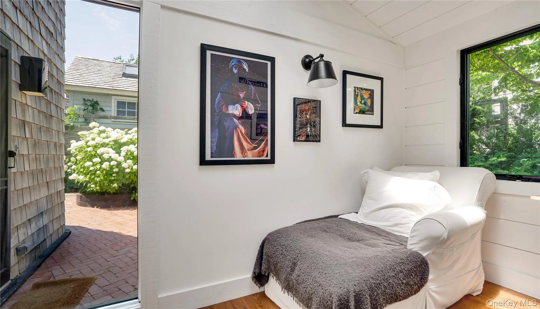221 Division Street, Southampton, NY, 3 Bedrooms Bedrooms, 7 Rooms Rooms,2 BathroomsBathrooms,Residential,For Rent,Division,0,1022927 221 Division Street, Southampton, NY, 3 Bedrooms Bedrooms, 7 Rooms Rooms,2 BathroomsBathrooms,Residential,For Rent,Division,0,1022927