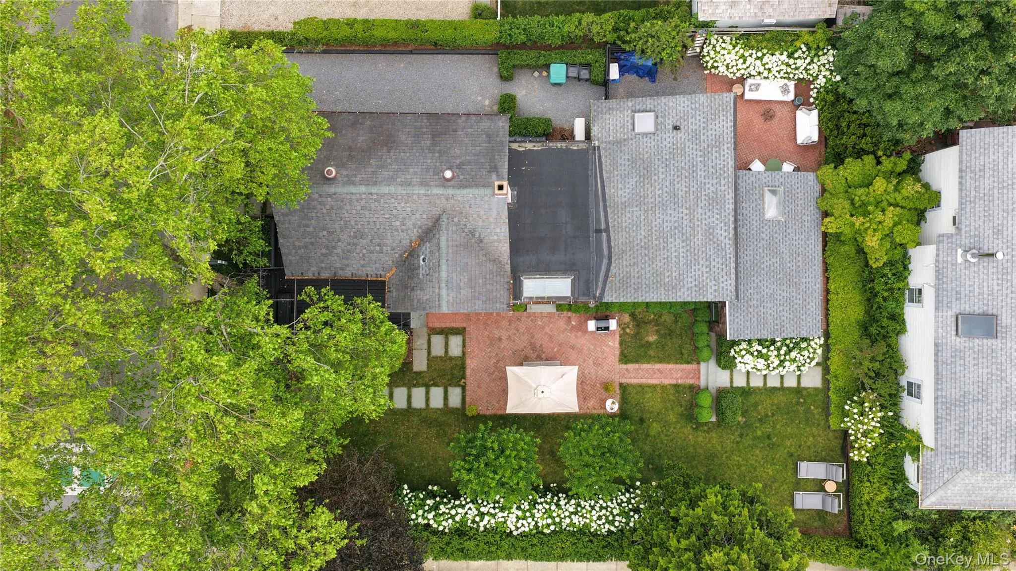 221 Division Street, Southampton, NY, 3 Bedrooms Bedrooms, 7 Rooms Rooms,2 BathroomsBathrooms,Residential,For Rent,Division,0,1022927 221 Division Street, Southampton, NY, 3 Bedrooms Bedrooms, 7 Rooms Rooms,2 BathroomsBathrooms,Residential,For Rent,Division,0,1022927