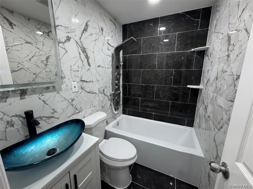 149-44 20th Avenue, New York, NY, 5 Bedrooms Bedrooms, 7 Rooms Rooms,4 BathroomsBathrooms,Residential,For Rent,20th,0,1022933 149-44 20th Avenue, New York, NY, 5 Bedrooms Bedrooms, 7 Rooms Rooms,4 BathroomsBathrooms,Residential,For Rent,20th,0,1022933