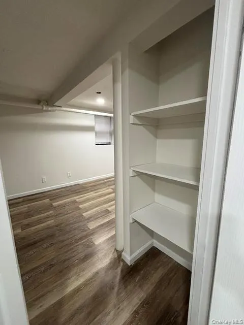 159 Main Street, Huntington, NY, 1 Bedroom Bedrooms, 2 Rooms Rooms,1 BathroomBathrooms,Residential Lease,For Rent,Main,0,1022934 159 Main Street, Huntington, NY, 1 Bedroom Bedrooms, 2 Rooms Rooms,1 BathroomBathrooms,Residential Lease,For Rent,Main,0,1022934