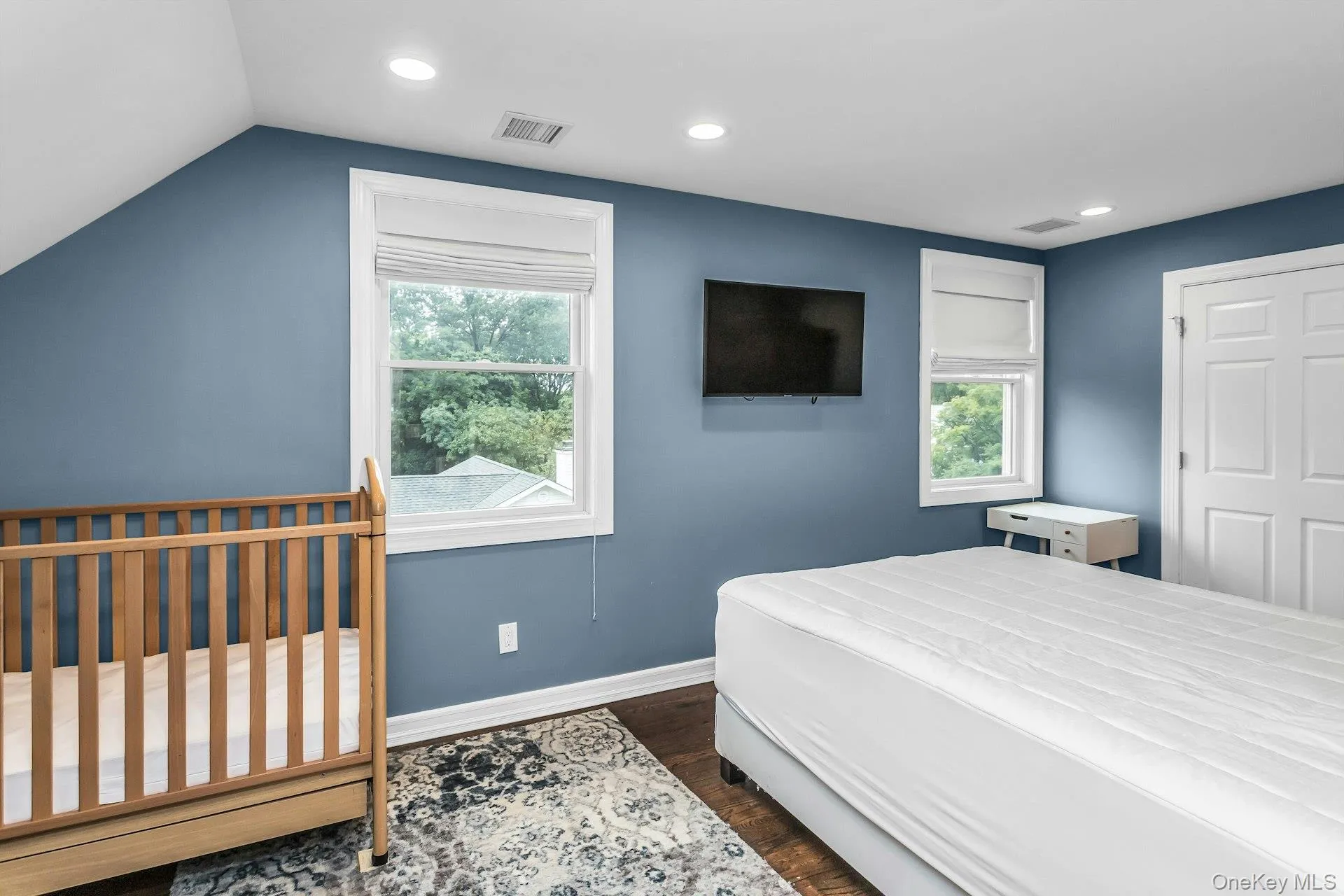 34 Preston Street, North Hempstead, NY, 2 Bedrooms Bedrooms, 6 Rooms Rooms,2 BathroomsBathrooms,Residential Lease,For Rent,Preston,0,1022936 34 Preston Street, North Hempstead, NY, 2 Bedrooms Bedrooms, 6 Rooms Rooms,2 BathroomsBathrooms,Residential Lease,For Rent,Preston,0,1022936