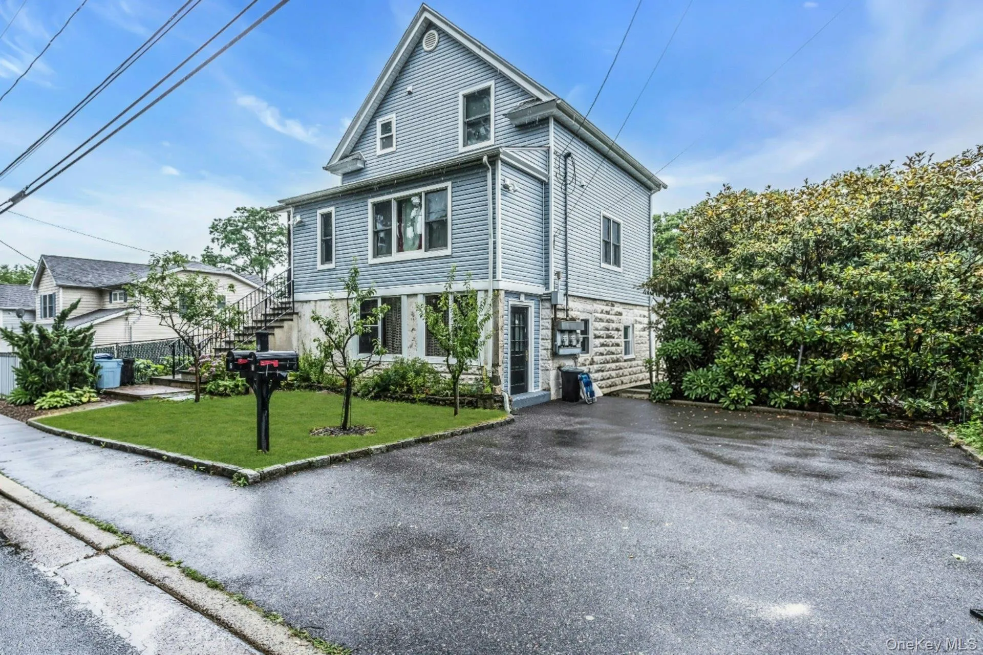 34 Preston Street, North Hempstead, NY, 2 Bedrooms Bedrooms, 6 Rooms Rooms,2 BathroomsBathrooms,Residential Lease,For Rent,Preston,0,1022936 34 Preston Street, North Hempstead, NY, 2 Bedrooms Bedrooms, 6 Rooms Rooms,2 BathroomsBathrooms,Residential Lease,For Rent,Preston,0,1022936