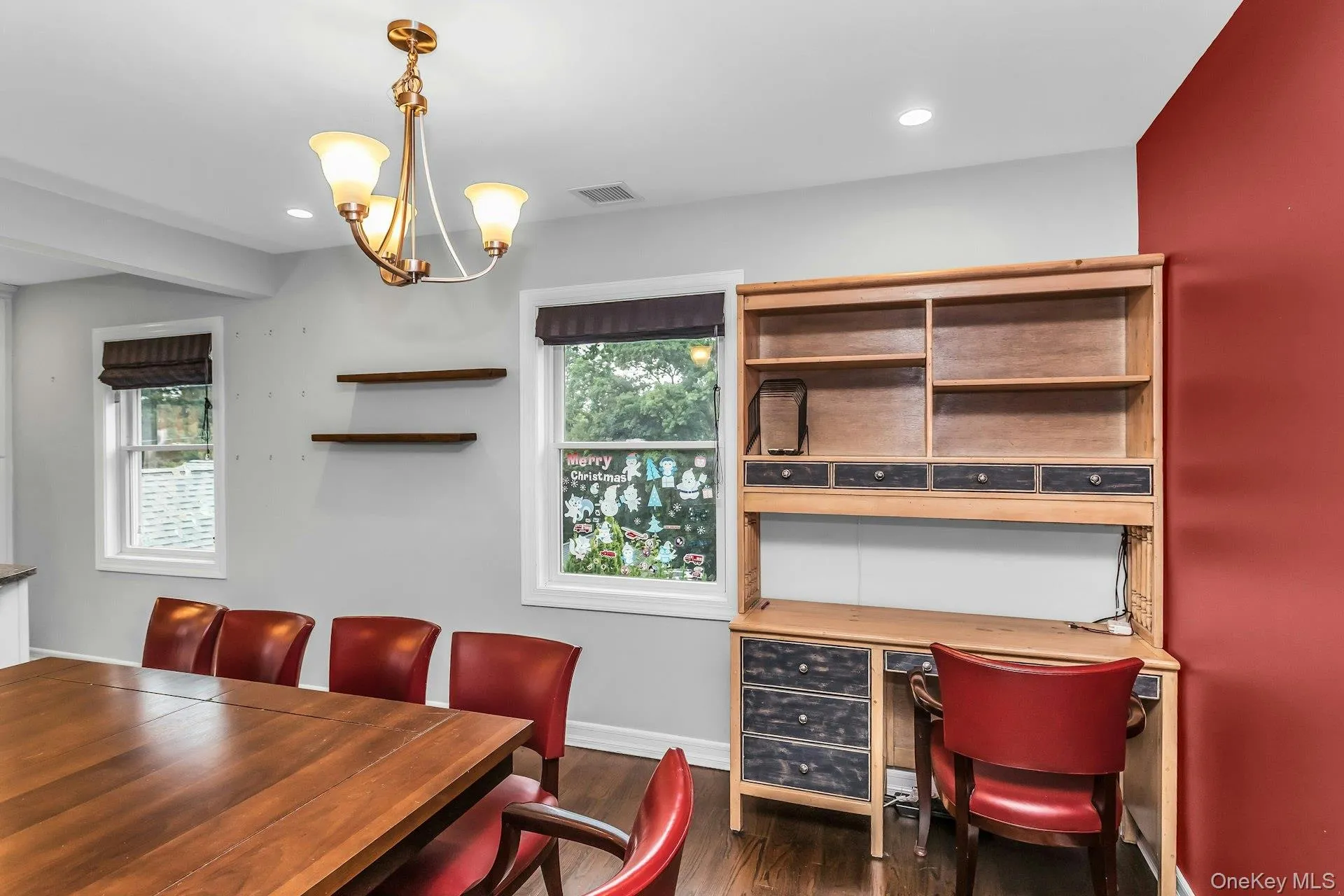 34 Preston Street, North Hempstead, NY, 2 Bedrooms Bedrooms, 6 Rooms Rooms,2 BathroomsBathrooms,Residential Lease,For Rent,Preston,0,1022936 34 Preston Street, North Hempstead, NY, 2 Bedrooms Bedrooms, 6 Rooms Rooms,2 BathroomsBathrooms,Residential Lease,For Rent,Preston,0,1022936