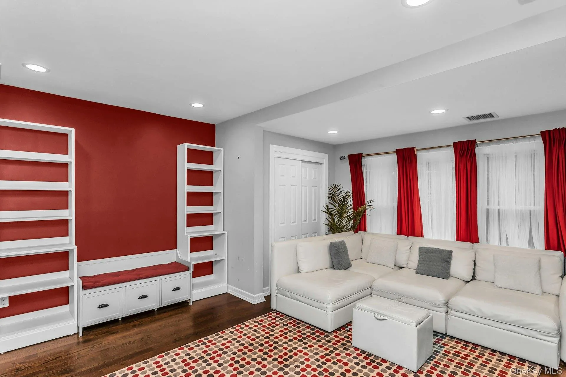 34 Preston Street, North Hempstead, NY, 2 Bedrooms Bedrooms, 6 Rooms Rooms,2 BathroomsBathrooms,Residential Lease,For Rent,Preston,0,1022936 34 Preston Street, North Hempstead, NY, 2 Bedrooms Bedrooms, 6 Rooms Rooms,2 BathroomsBathrooms,Residential Lease,For Rent,Preston,0,1022936