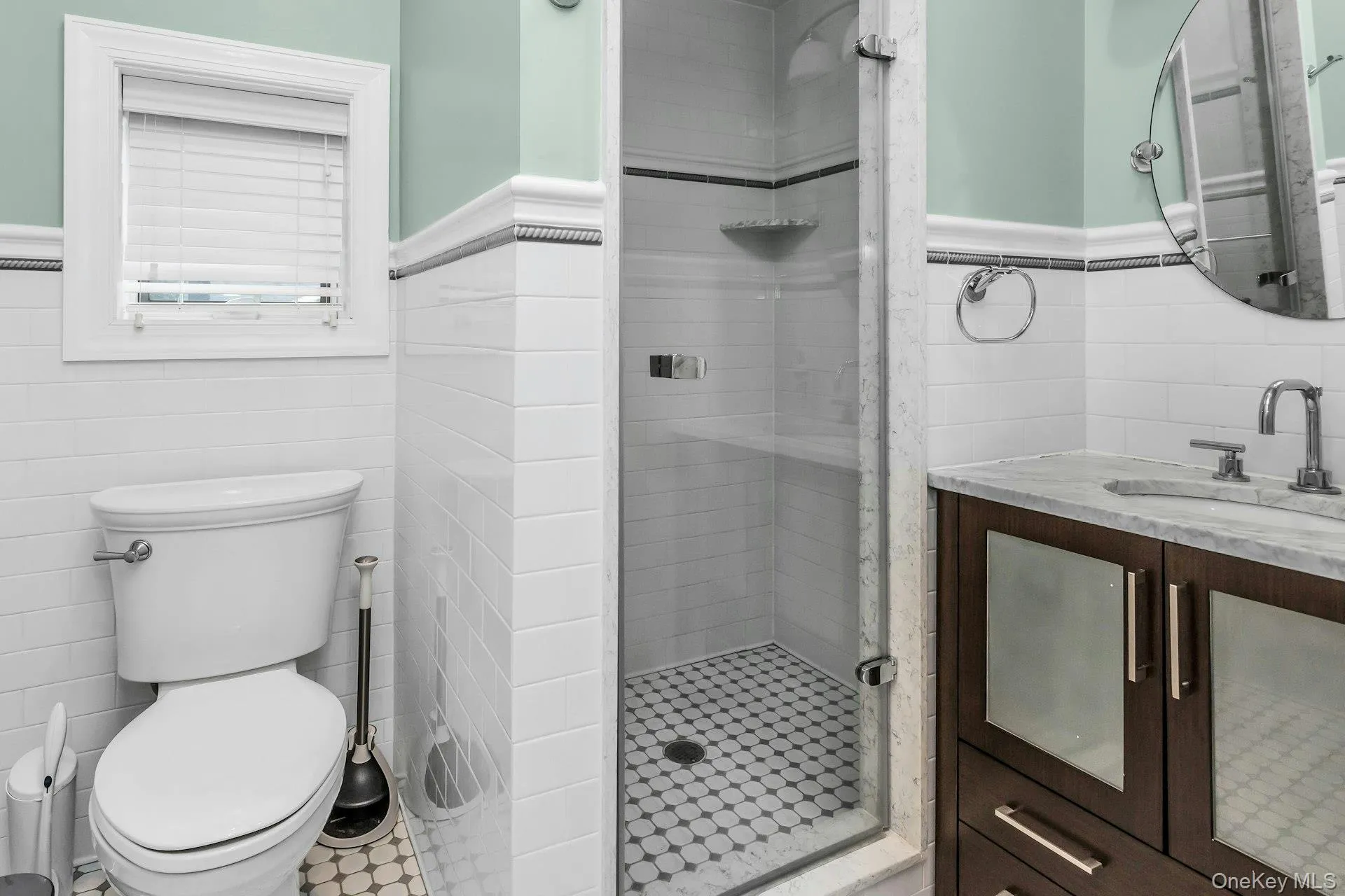 34 Preston Street, North Hempstead, NY, 2 Bedrooms Bedrooms, 6 Rooms Rooms,2 BathroomsBathrooms,Residential Lease,For Rent,Preston,0,1022936 34 Preston Street, North Hempstead, NY, 2 Bedrooms Bedrooms, 6 Rooms Rooms,2 BathroomsBathrooms,Residential Lease,For Rent,Preston,0,1022936