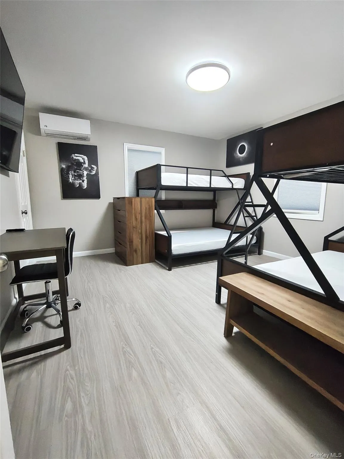 133 Lincoln Avenue, New Rochelle, NY, 3 Bedrooms Bedrooms, 7 Rooms Rooms,1 BathroomBathrooms,Residential Lease,For Rent,Lincoln,0,1022940 133 Lincoln Avenue, New Rochelle, NY, 3 Bedrooms Bedrooms, 7 Rooms Rooms,1 BathroomBathrooms,Residential Lease,For Rent,Lincoln,0,1022940