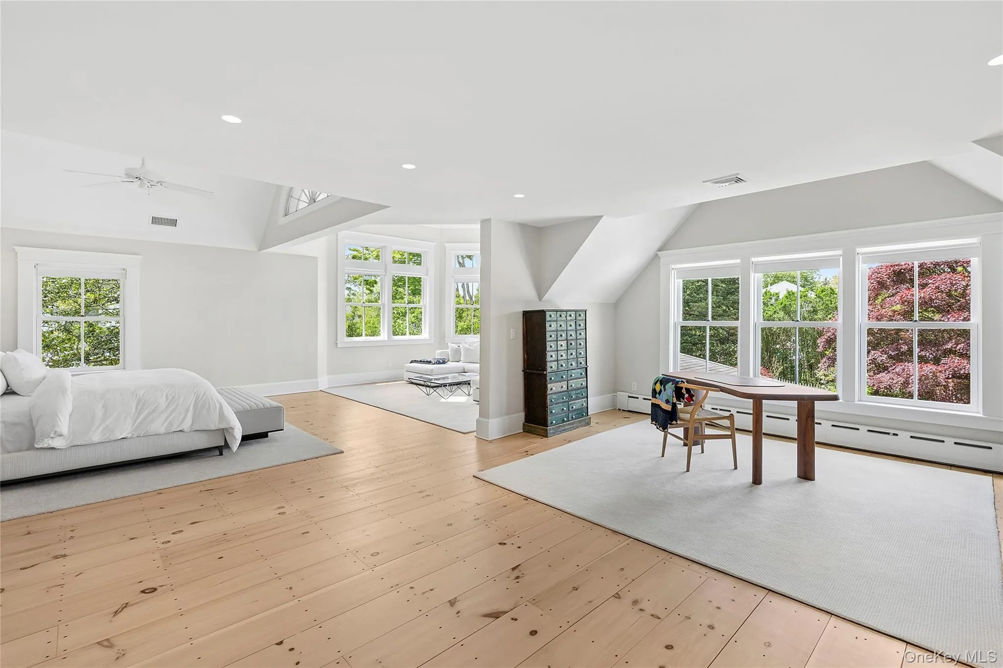 55 Post Crossing, Southampton, NY, 6 Bedrooms Bedrooms, 18 Rooms Rooms,6 BathroomsBathrooms,Residential,For Rent,Post,0,1022948 55 Post Crossing, Southampton, NY, 6 Bedrooms Bedrooms, 18 Rooms Rooms,6 BathroomsBathrooms,Residential,For Rent,Post,0,1022948