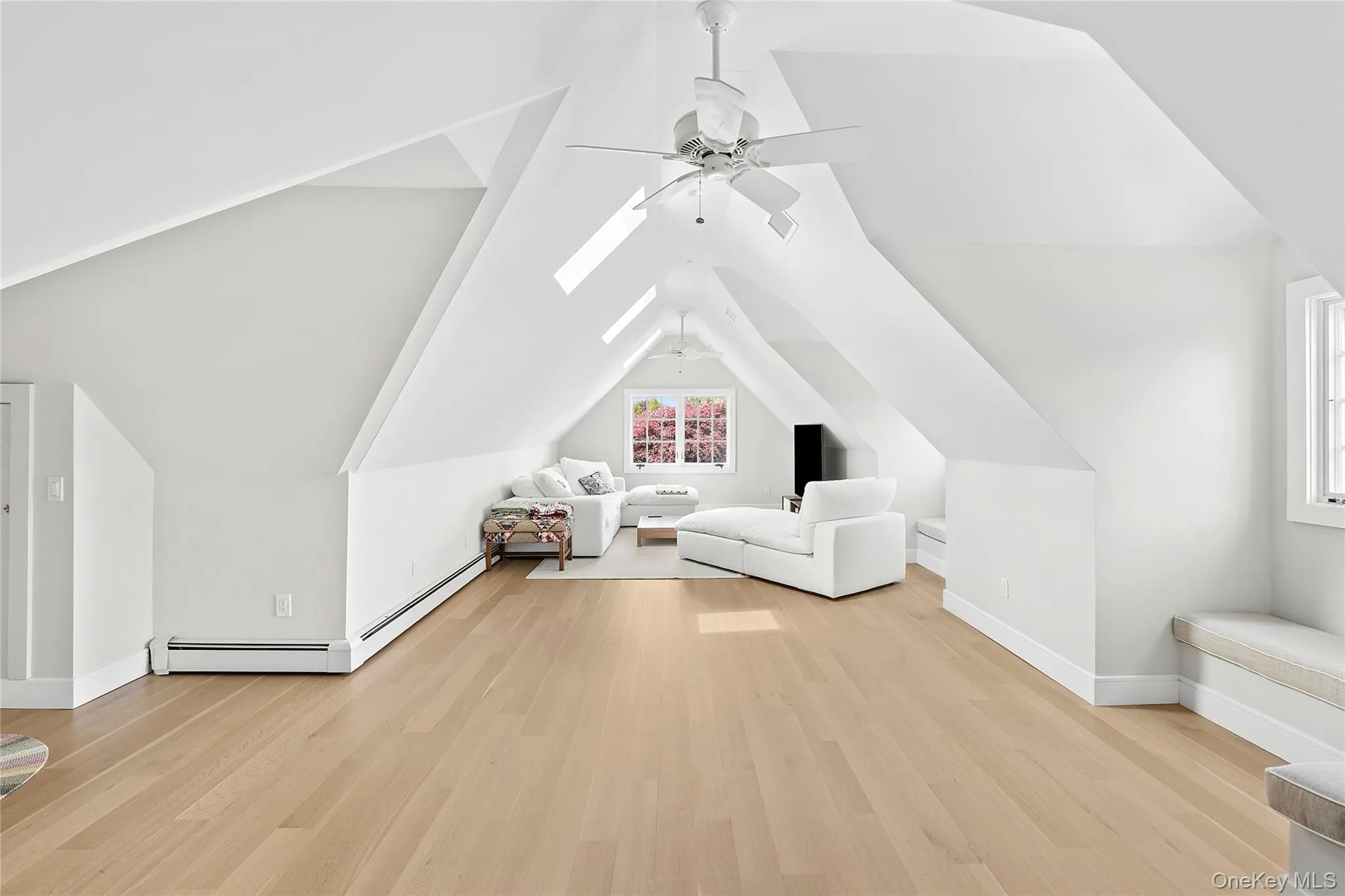 55 Post Crossing, Southampton, NY, 6 Bedrooms Bedrooms, 18 Rooms Rooms,6 BathroomsBathrooms,Residential,For Rent,Post,0,1022948 55 Post Crossing, Southampton, NY, 6 Bedrooms Bedrooms, 18 Rooms Rooms,6 BathroomsBathrooms,Residential,For Rent,Post,0,1022948