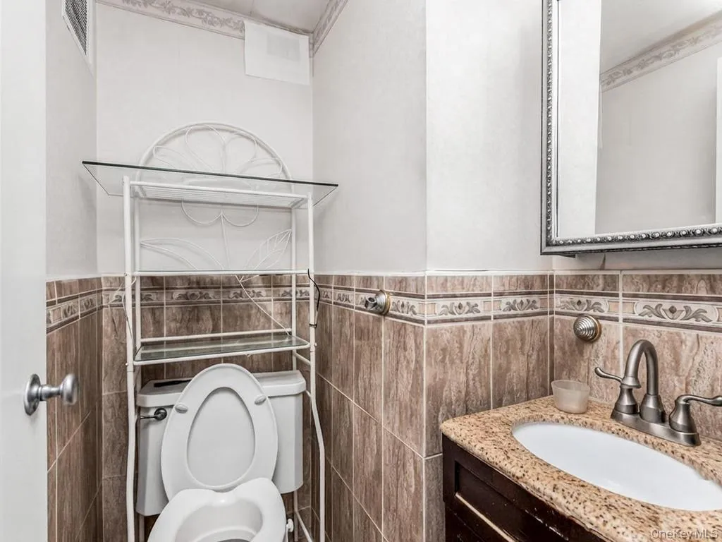 6 Fordham Hill Oval, New York, NY, 3 Bedrooms Bedrooms, 6 Rooms Rooms,1 BathroomBathrooms,Residential,For Rent,Fordham Hill,0,1022955 6 Fordham Hill Oval, New York, NY, 3 Bedrooms Bedrooms, 6 Rooms Rooms,1 BathroomBathrooms,Residential,For Rent,Fordham Hill,0,1022955